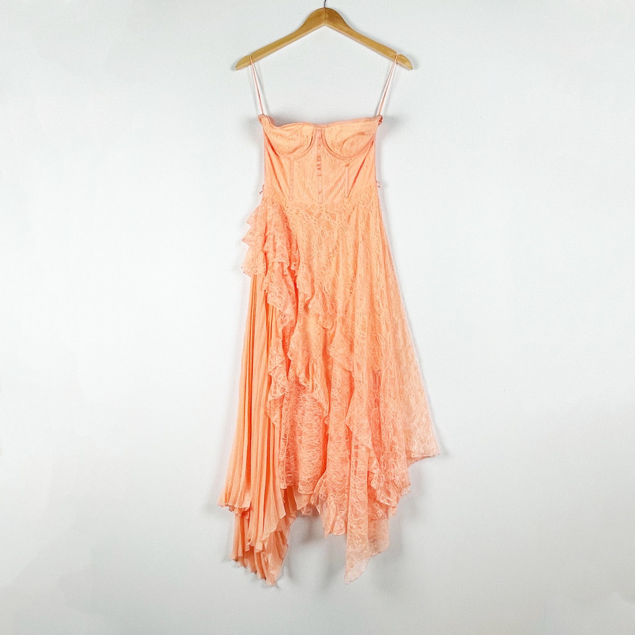 Alice + Olivia Alice + Olivia Bree Ruffle Lace Handkerchief Size S / US 4 / IT 40 - 1 Thumbnail