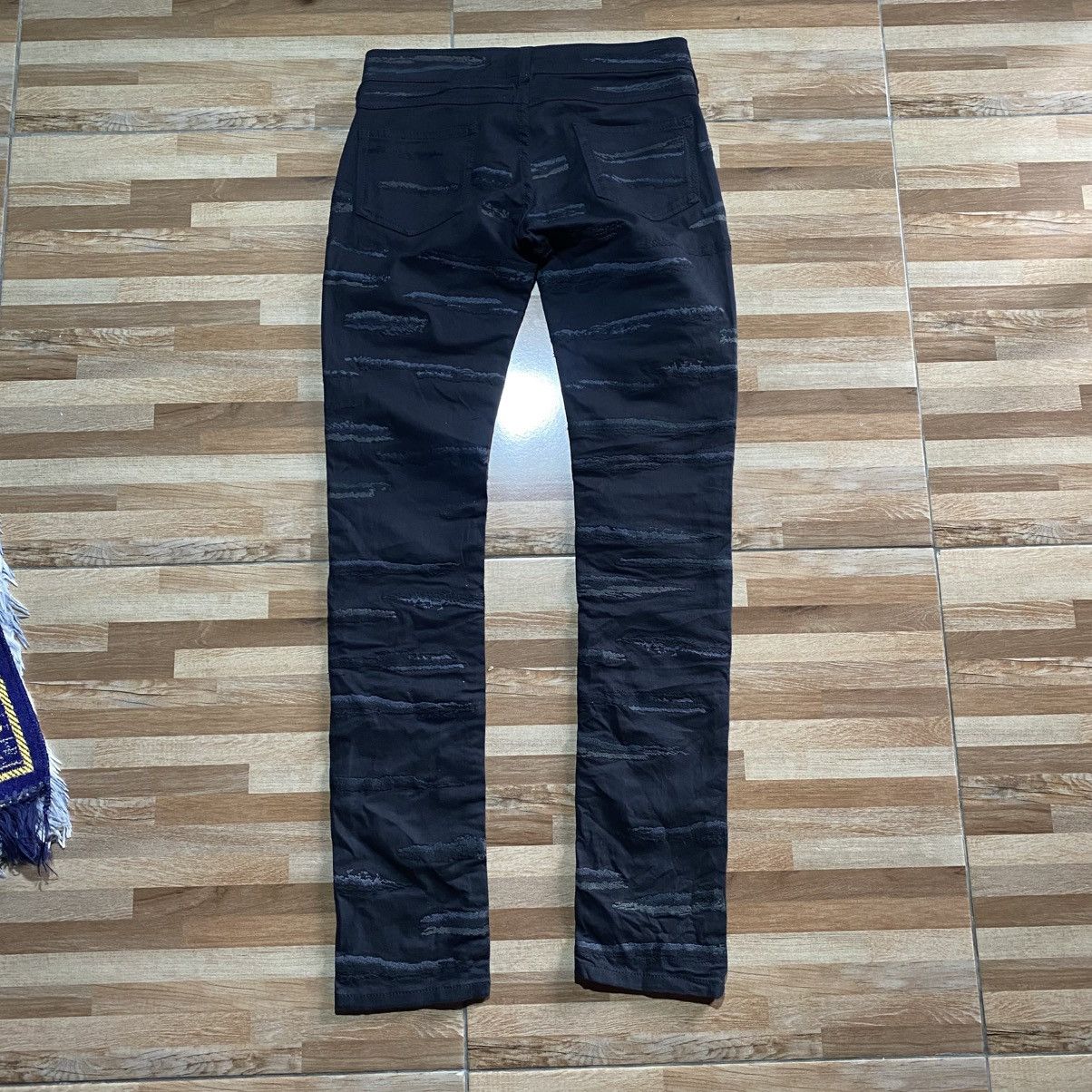 Designer × Isabel Marant ISABEL MARANT Black Skinny Embroidered Jeans Made in Maroco Size 28" / US 6 / IT 42 - 2 Thumbnail