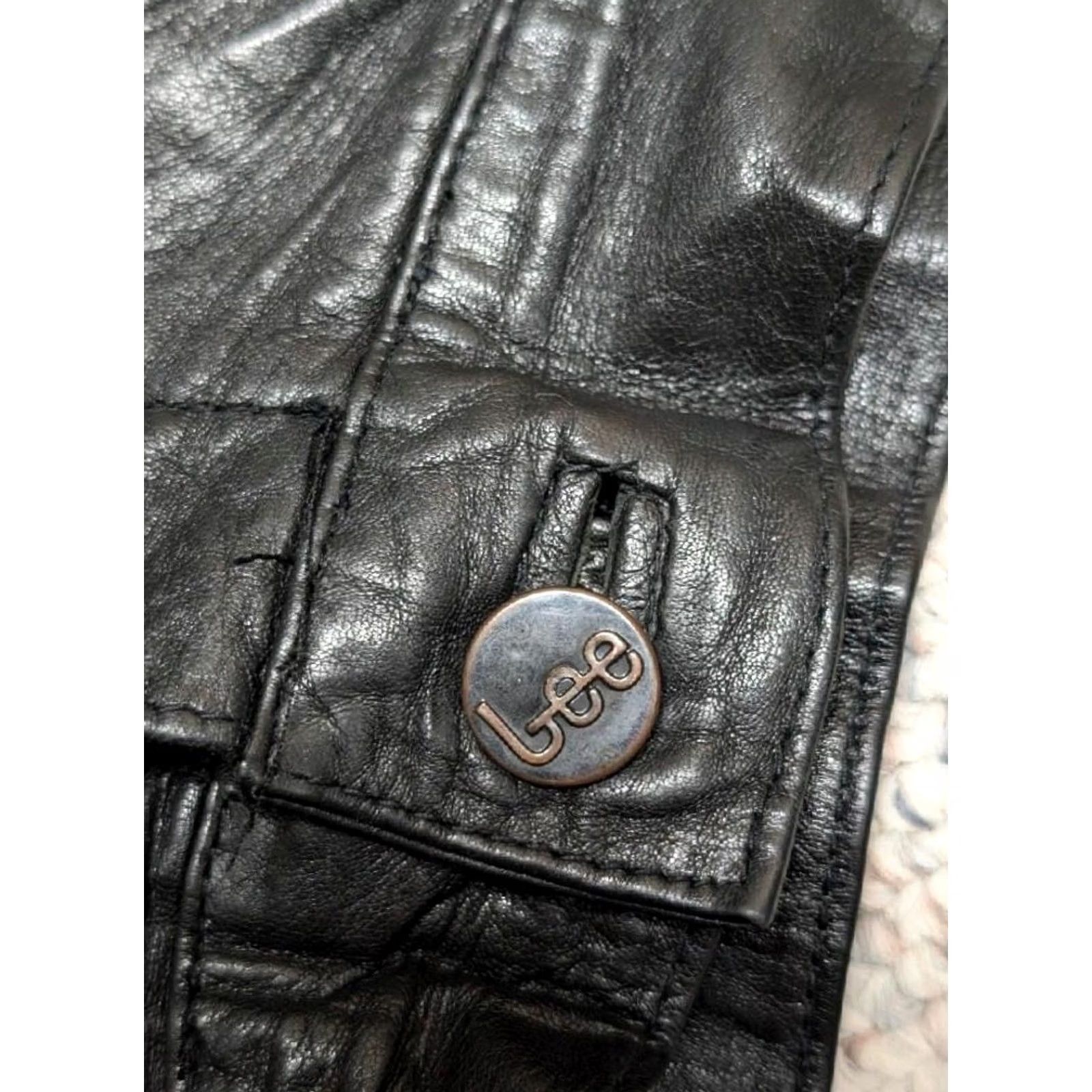 Lee VINTAGE Lee Black Leather Pants 28x26 High Rise Women's Pants 1990s Motorcycle Fashion Size 28" / US 6 / IT 42 - 3 Thumbnail