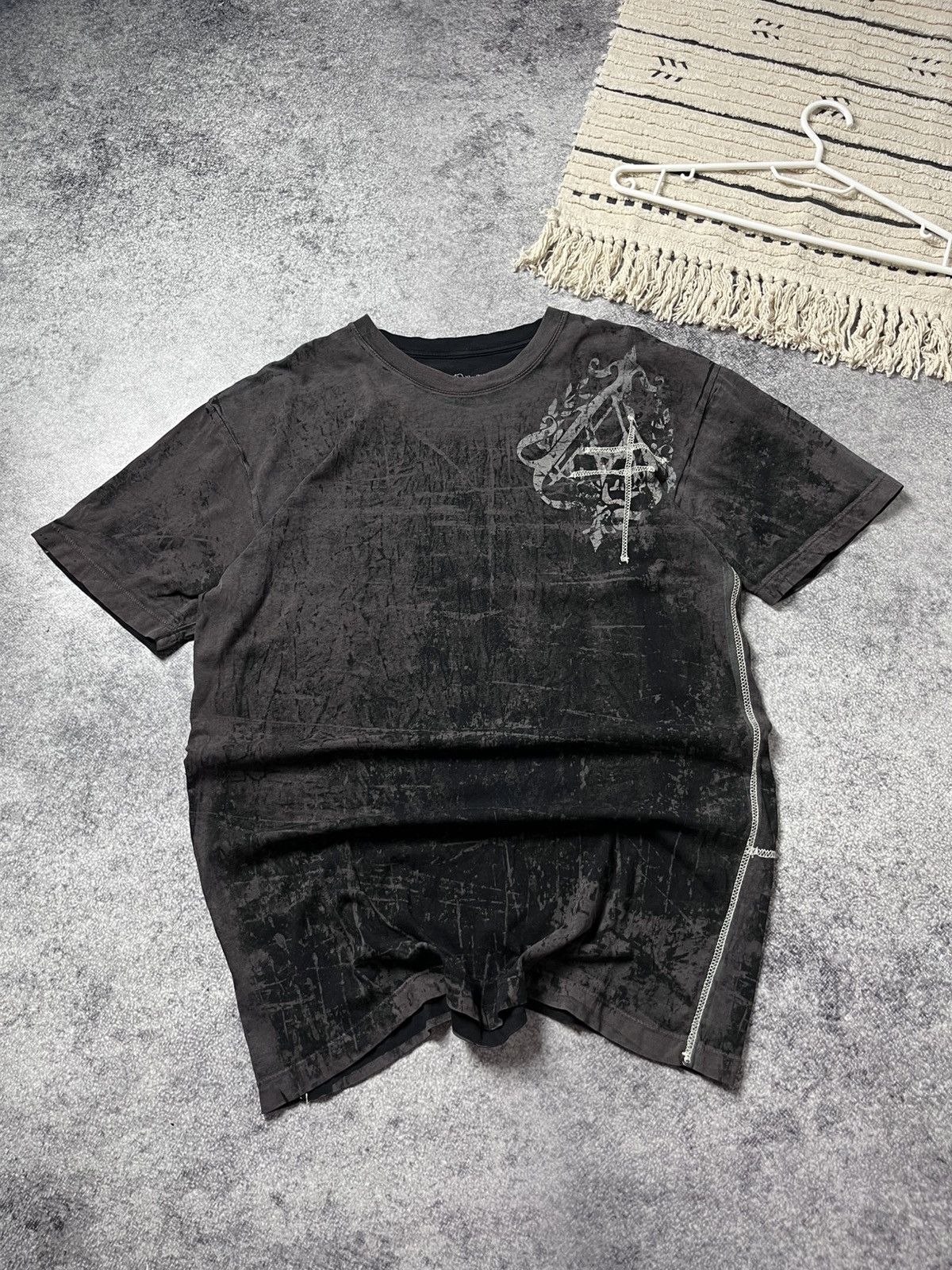 Affliction 🔥CRAZY AFFLICTION ARCHAIR TRIBAL FADED TEE CROSS T SHIRT Size US L / EU 52-54 / 3 - 2 Thumbnail