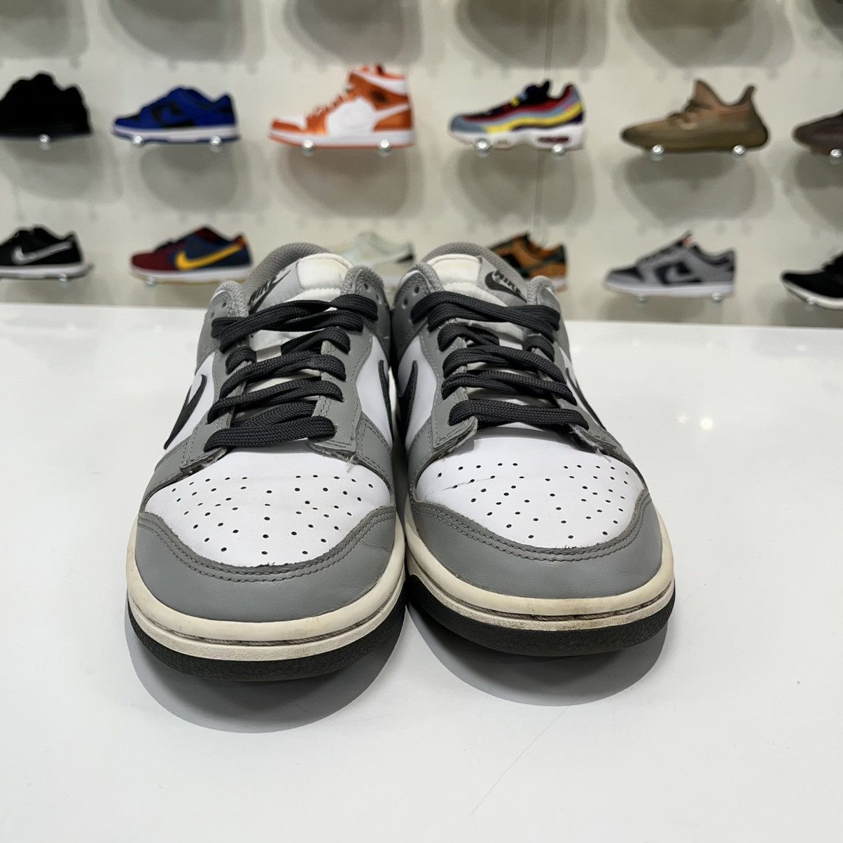 Nike Nike Dunk Low Light Smoke Grey (W) Size US 8 / IT 38 - 9 Thumbnail