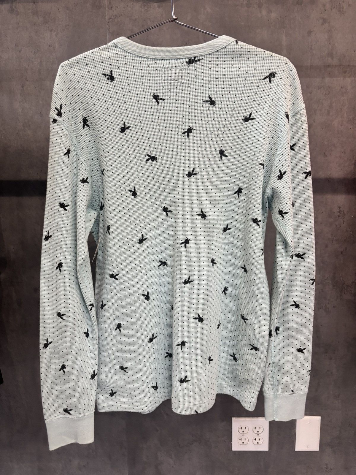 SUPREME X PLAYBOY SWEATER SIZE M