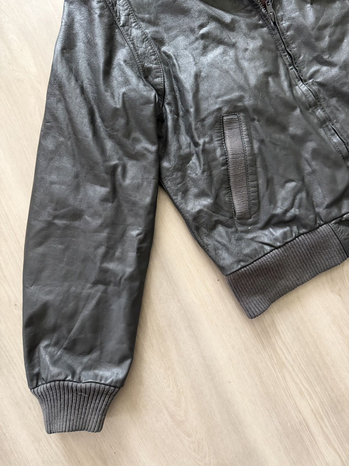 Members Only Vintage 80s Members Only Leather Bomber Jacket Sz 42 * Size US M / EU 48-50 / 2 - 3 Thumbnail