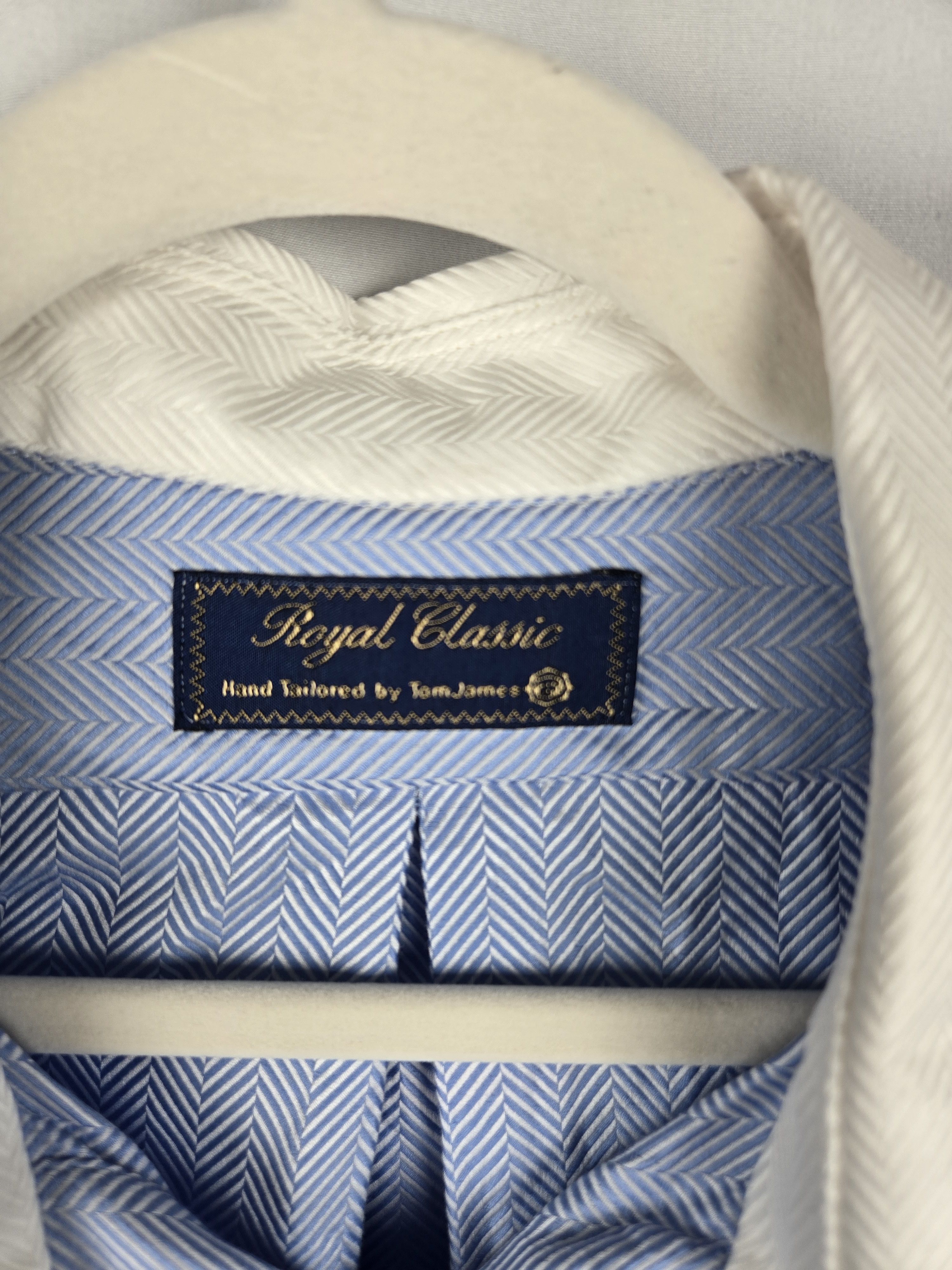 Tom James Blue Herringbone Dress Shirt Contrast Collar Cuffs Size US L / EU 52-54 / 3 - 3 Thumbnail