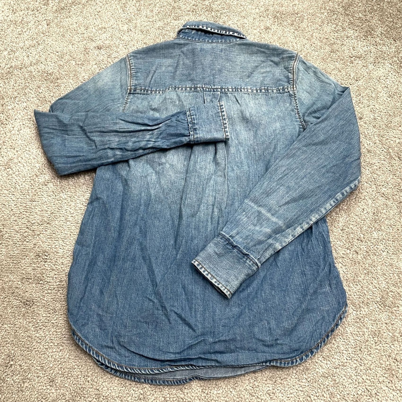 J.Crew J.Crew Button-Up Shirt Women 00 Blue Chambray Cotton Classic Popover Casual Shirt Women Size XXS / US 00 / IT 34 - 2 Thumbnail