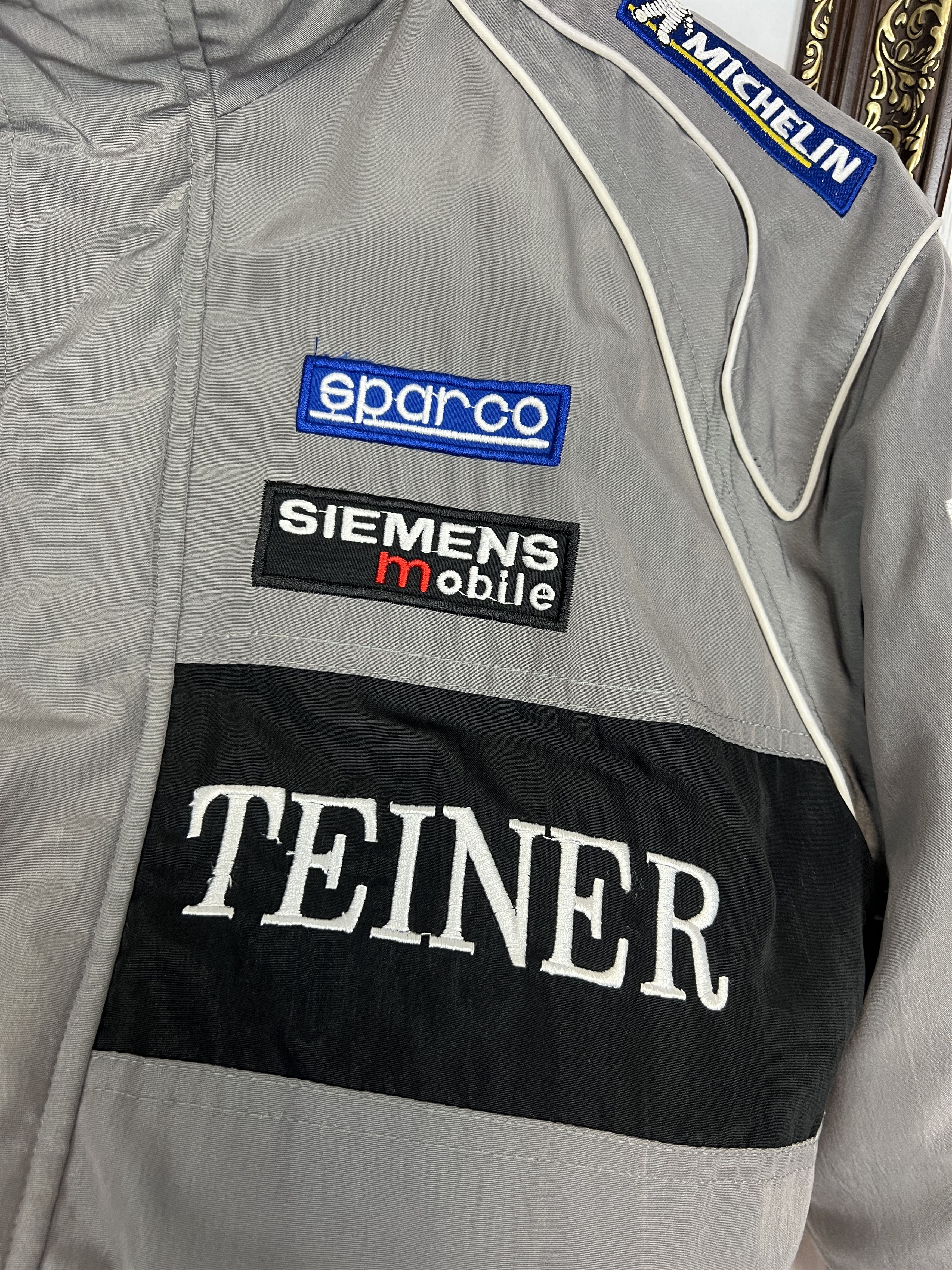 Mercedes-Benz Vintage Mercedes Benz Racing Formula 1 Bomber Warsteiner Size XS / US 0-2 / IT 36-38 - 3 Thumbnail