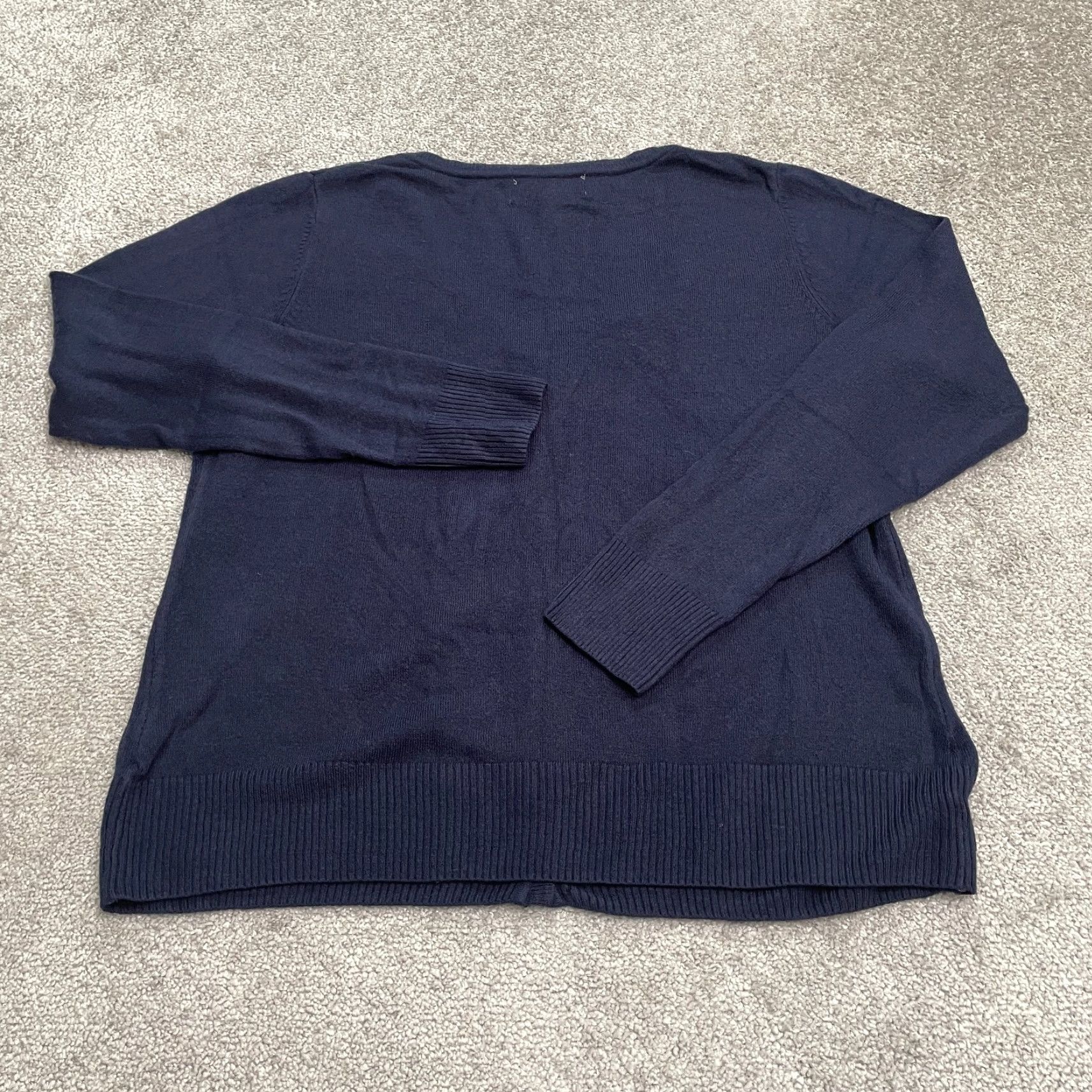 Vintage Carolyn Taylor Cardigan Sweater Womens Large Navy Blue Embroidered Floral Casual Size L / US 10 / IT 46 - 2 Thumbnail