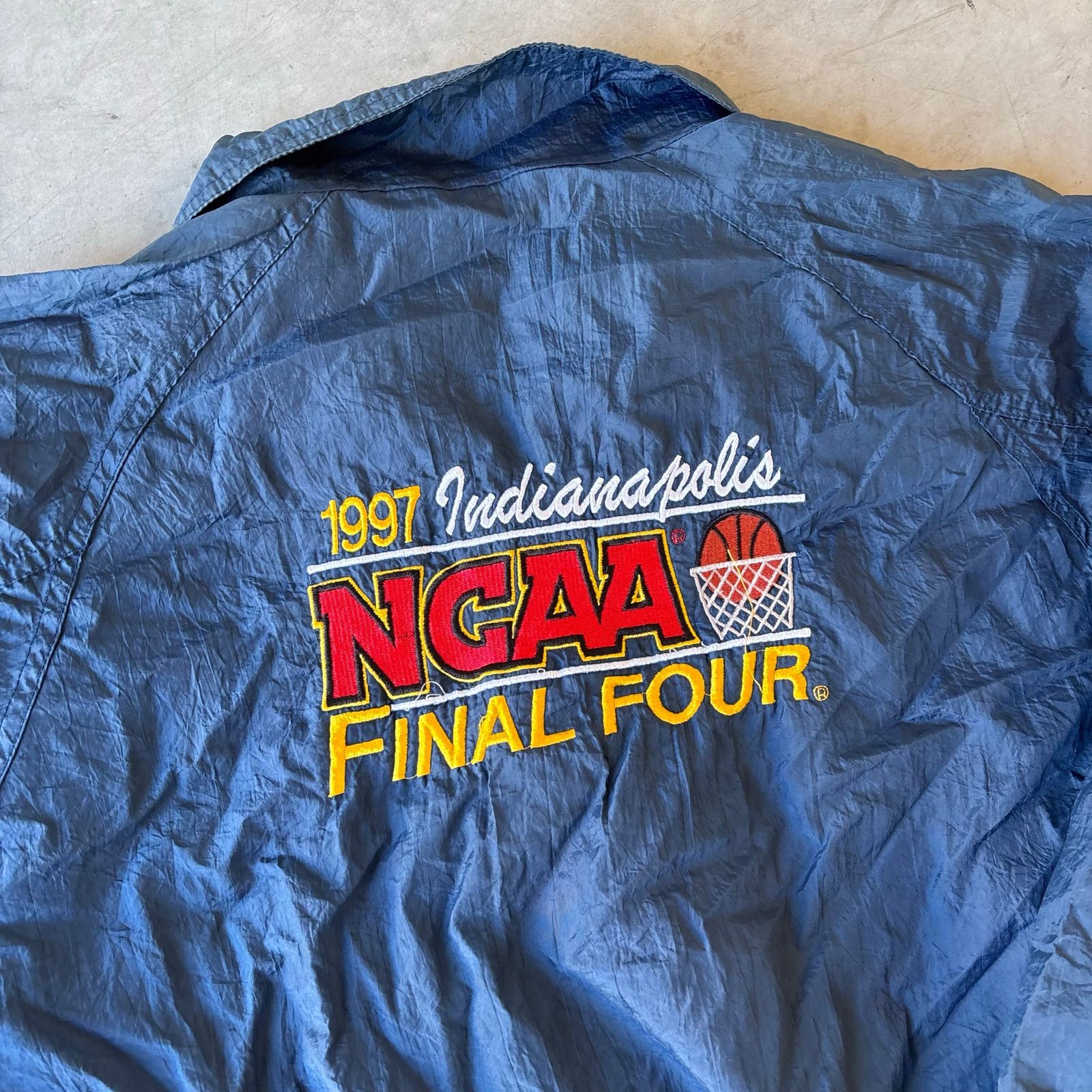 Logo 7 vintage 90s logo7 ncaa final four windbreaker jacket Size US L / EU 52-54 / 3 - 6 Thumbnail