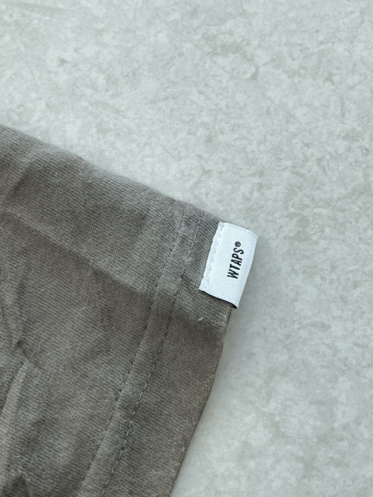 Wtaps WTAPS URBAN COMPOSITIONS BACK HIT LOGO SHIRT Size US M / EU 48-50 / 2 - 6 Thumbnail
