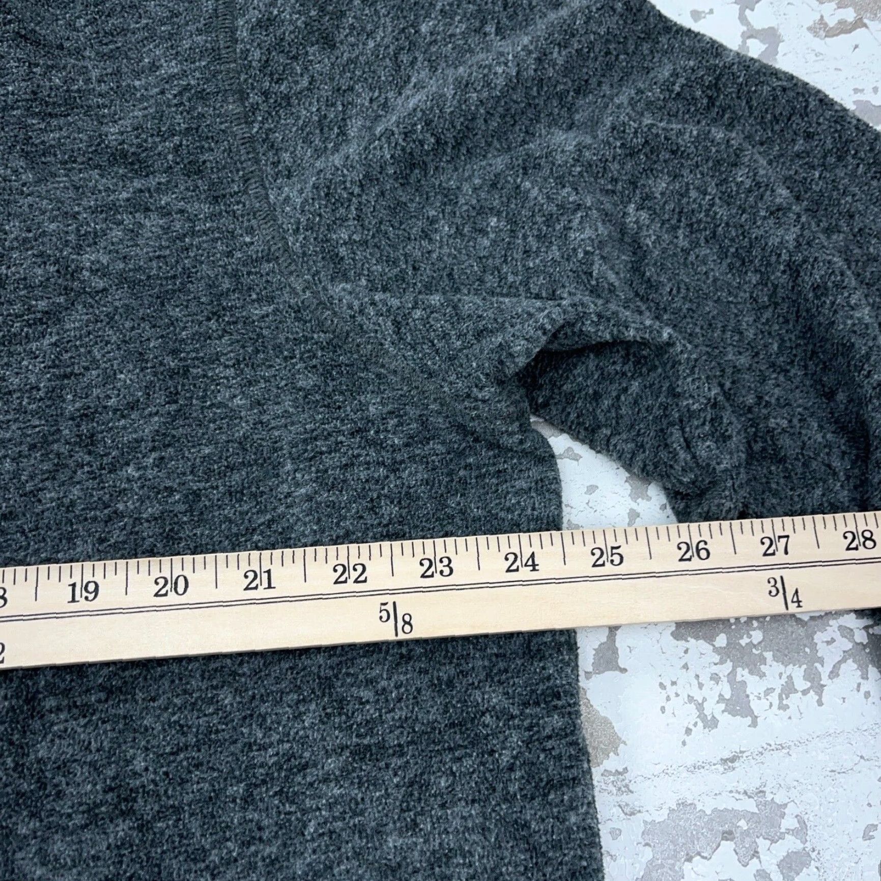 Eddie Bauer Eddie Bauer Sweater Men XL Gray Pullover Fleece Sweatshirt Outdoor Casual 1/4 Zip Pockets All Seasons Classic Outdoor Mens XL Gray Eddie Bauer Sweater Size US XL / EU 56 / 4 - 6 Thumbnail