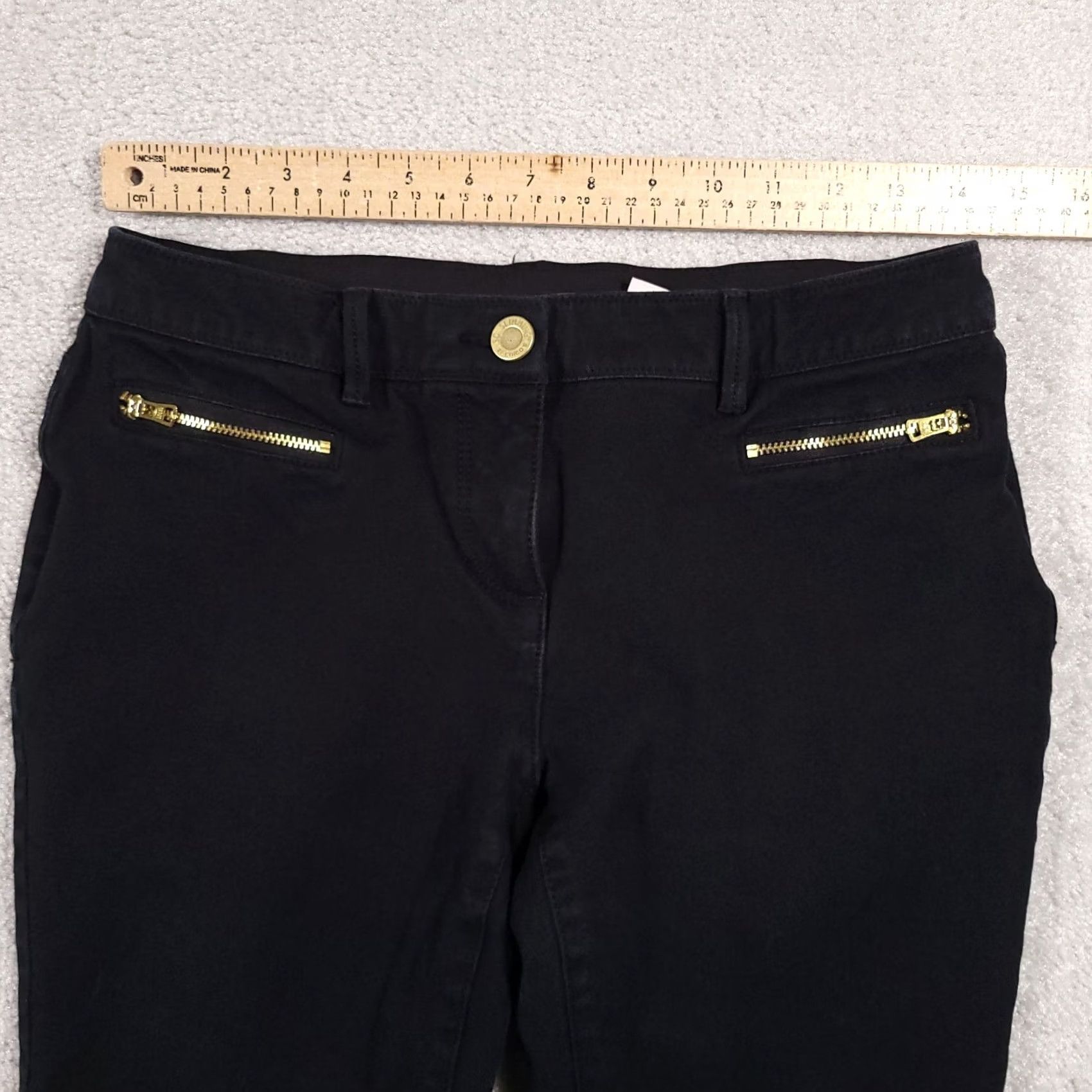 Vintage Chicos So Slimming Ankle Jeans Women's 0 Petite Black Capri Stretch Zip Pockets Jeans Size 28" / US 6 / IT 42 - 5 Thumbnail
