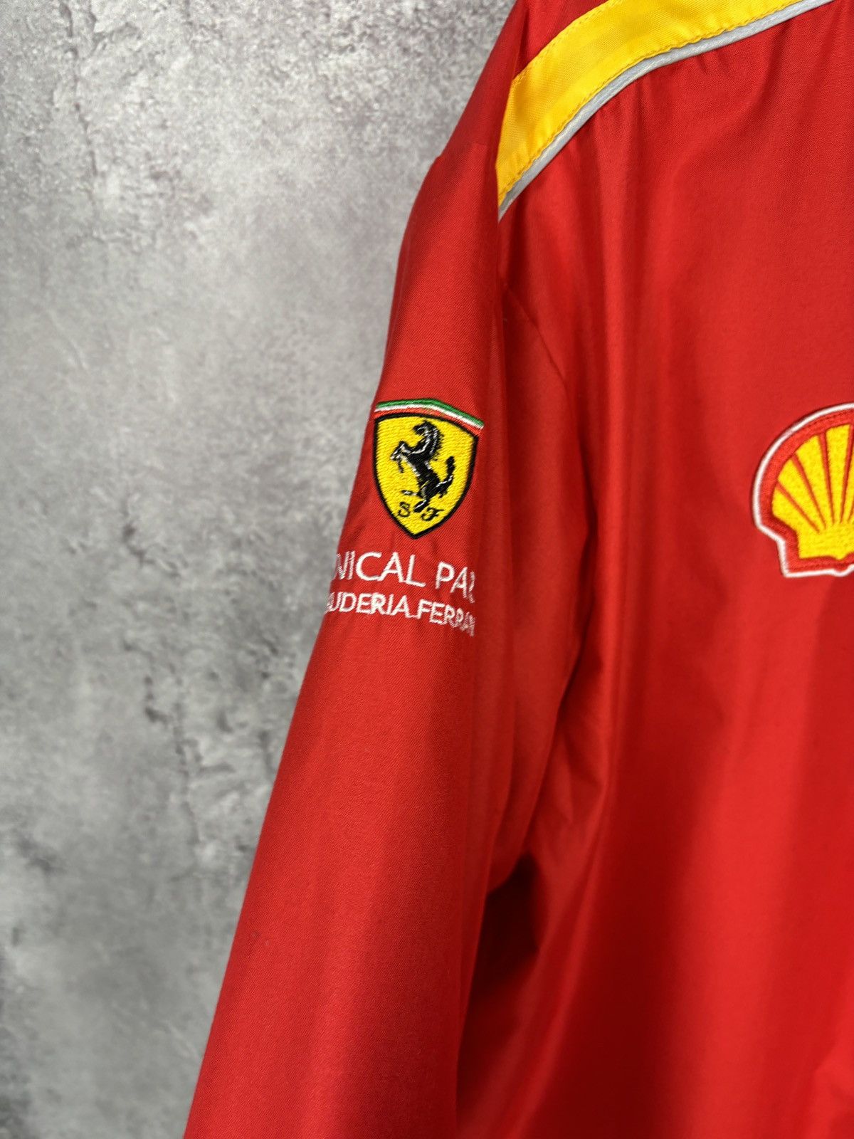 Ferrari × Vintage Shell Ferrari V-Power Fleece Lined Jacket Red Size US L / EU 52-54 / 3 - 3 Thumbnail