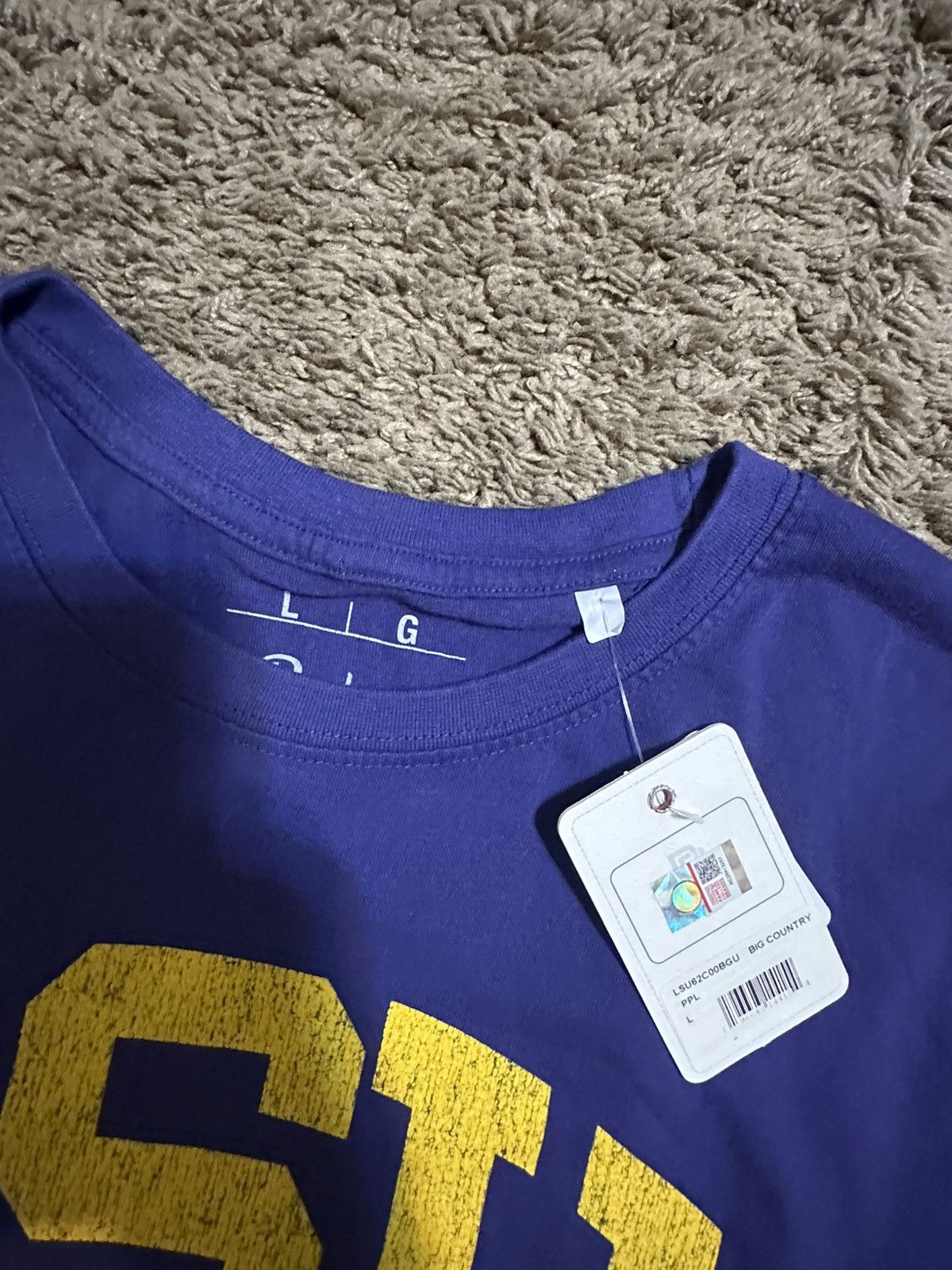 NCAA Vintage NCAA LSU Tigers shirt 00s size large Size US L / EU 52-54 / 3 - 3 Thumbnail