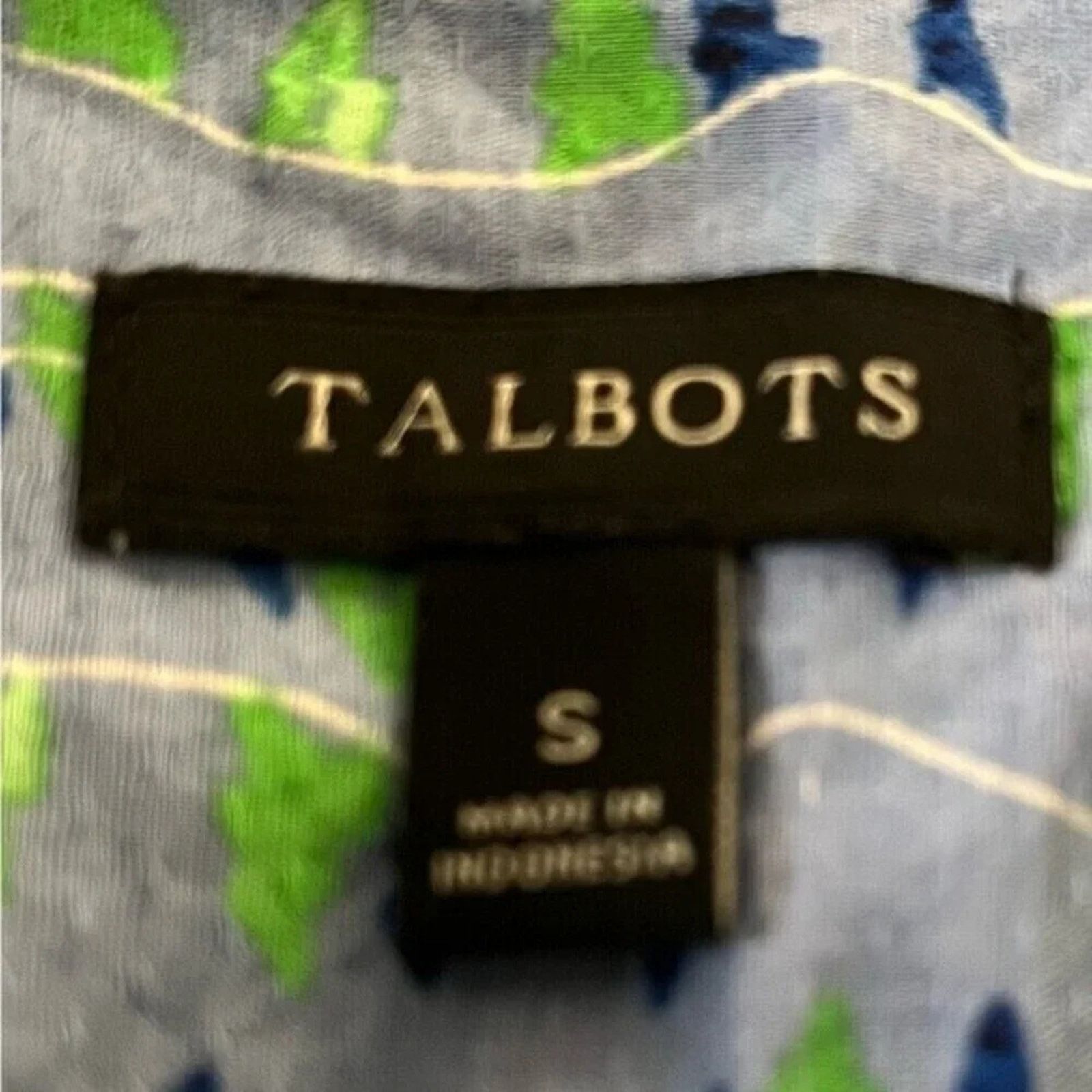 The Unbranded Brand Talbots partial button front blouse with ruffle detail Small Size S / US 4 / IT 40 - 5 Thumbnail