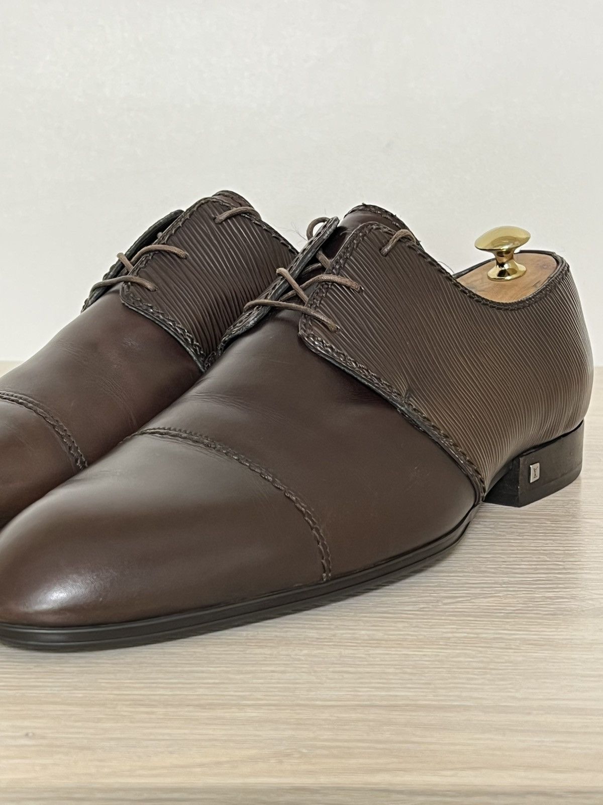 Louis Vuitton Louis Vuitton Epi Leather Cap Toe Derby Shoes Brown Size 10 Size US 10 / EU 43 - 7 Thumbnail