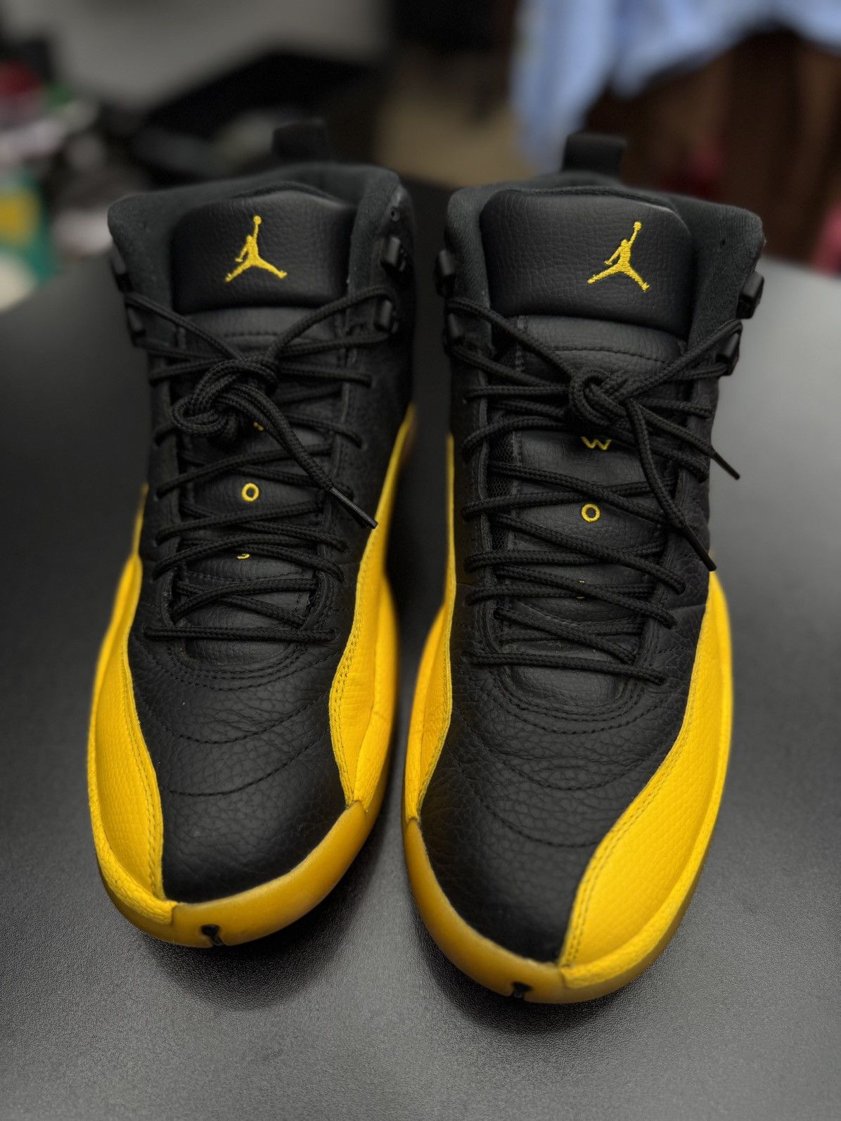 Jordan Brand × Nike Jordan 12 University Gold Size 10 Pre Owned 🧼 Size US 10 / EU 43 - 5 Thumbnail