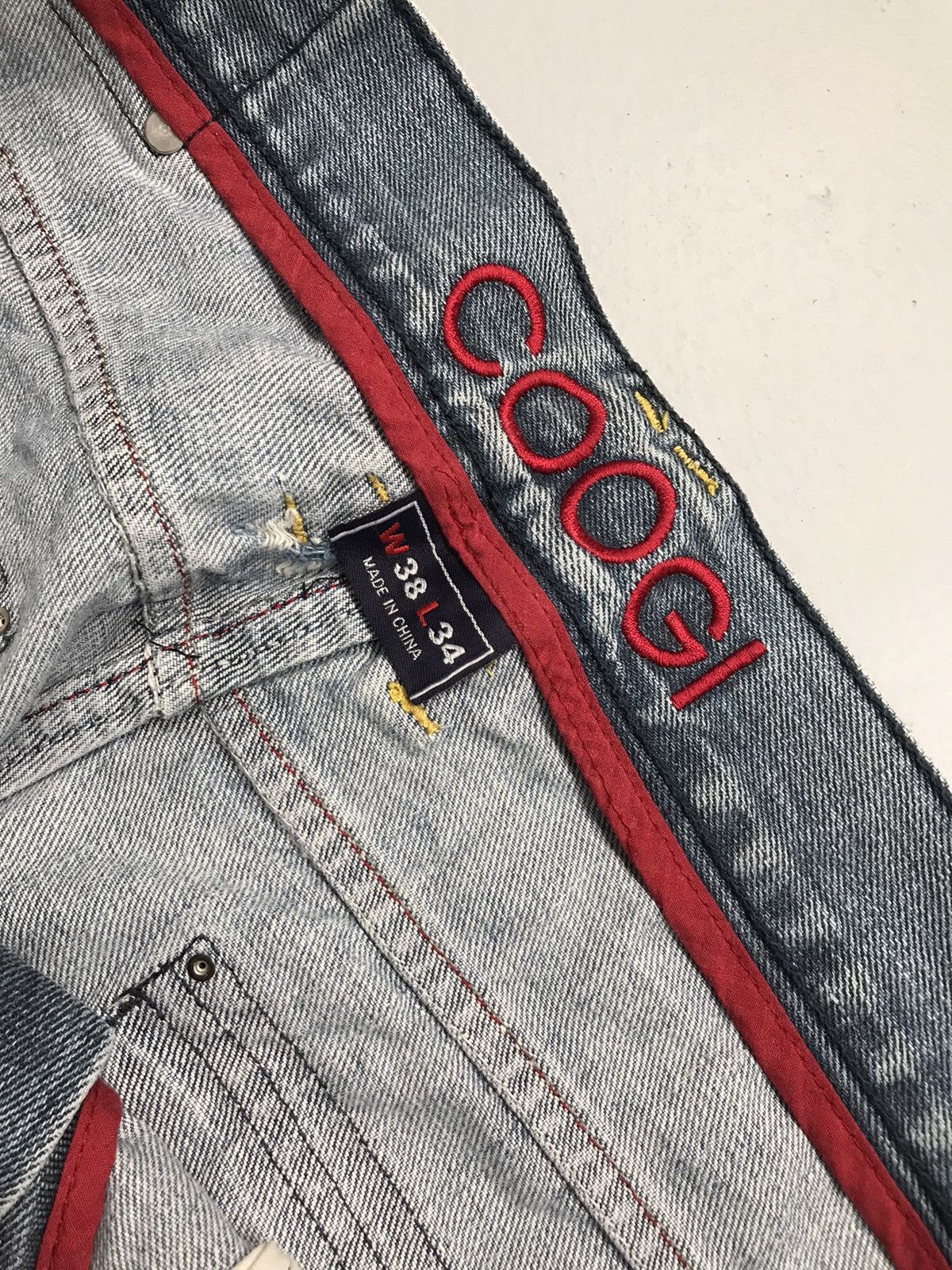 Coogi Vintage Coogi crazy patterns embroidered denim pant Size US 38 / EU 54 - 7 Thumbnail