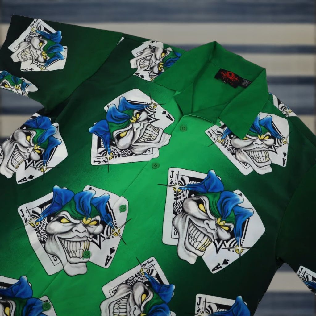 Vintage VINTAGE Y2K DC Clothing Polyester Joker Card Button Up Shirt Mens XL Green Short Sleeve Button Up Shirt Size US XL / EU 56 / 4 - 1 Thumbnail