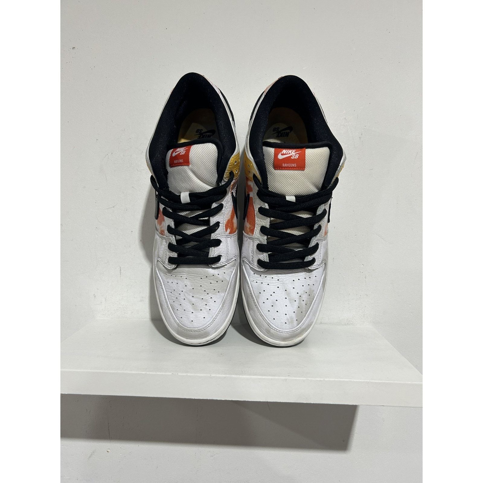 Nike NIKE DUNK LOW RAYGUN TIE-DYE WHITE SIZE 14 PREOWNED Size US 14 / EU 47 - 5 Thumbnail