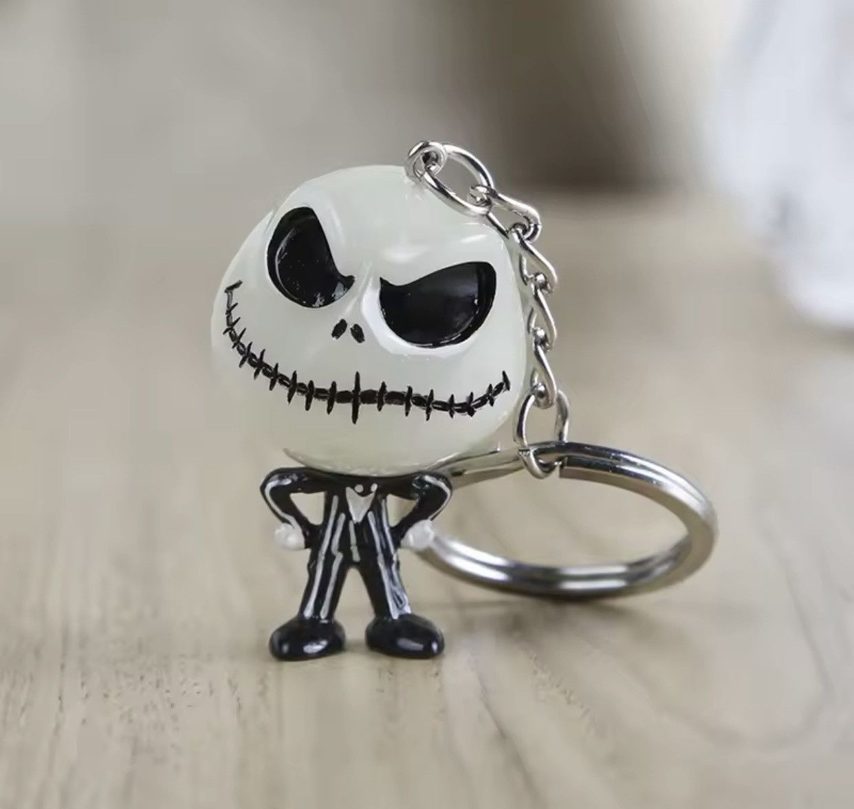 Japanese Brand Personality Car luminous Keychain Car Key Chain Skull Size ONE SIZE - 1 Thumbnail