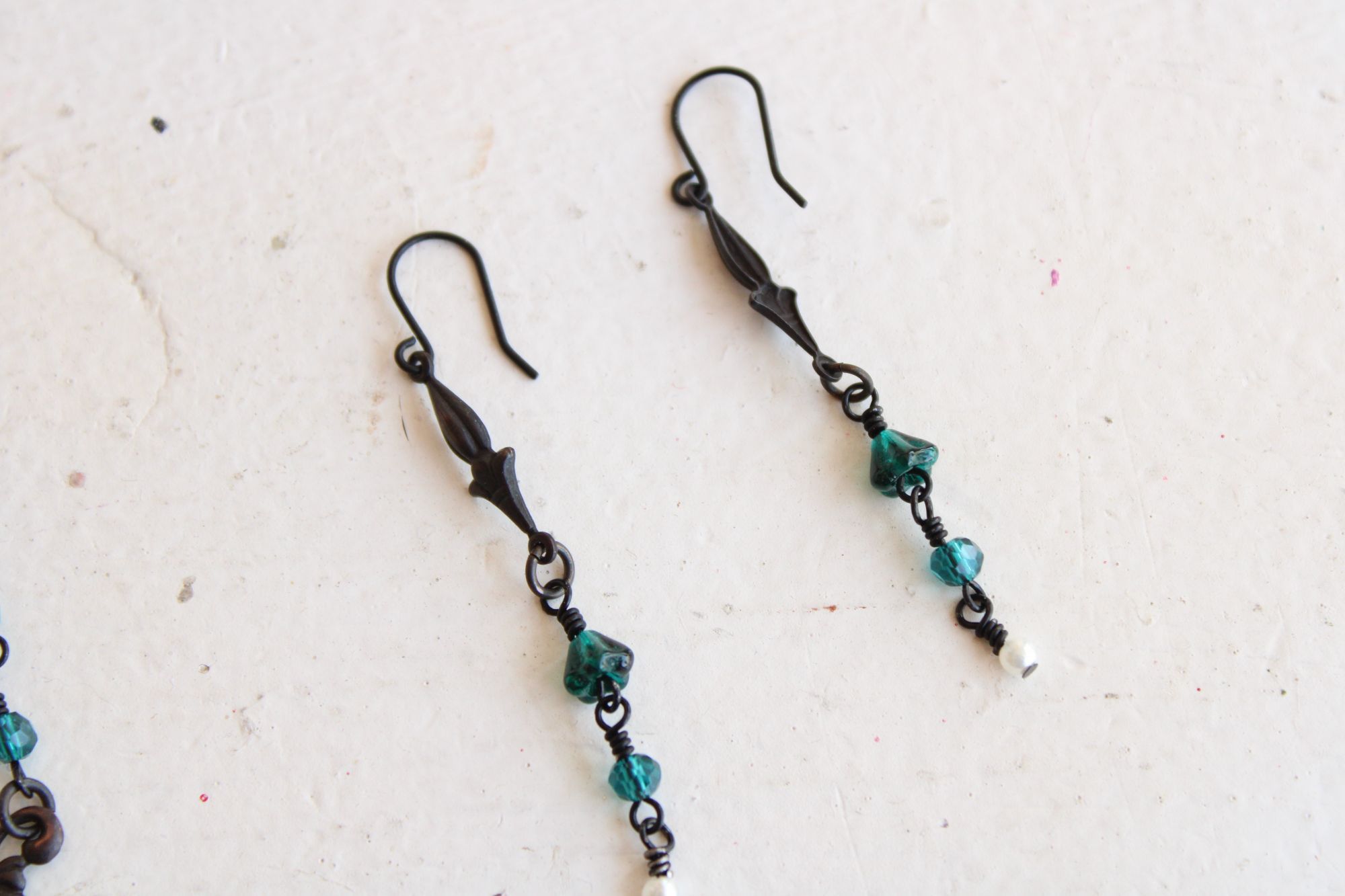 Handmade Handcrafted Necklace and Earring Set, Victorian Style, Green Size ONE SIZE - 13 Thumbnail