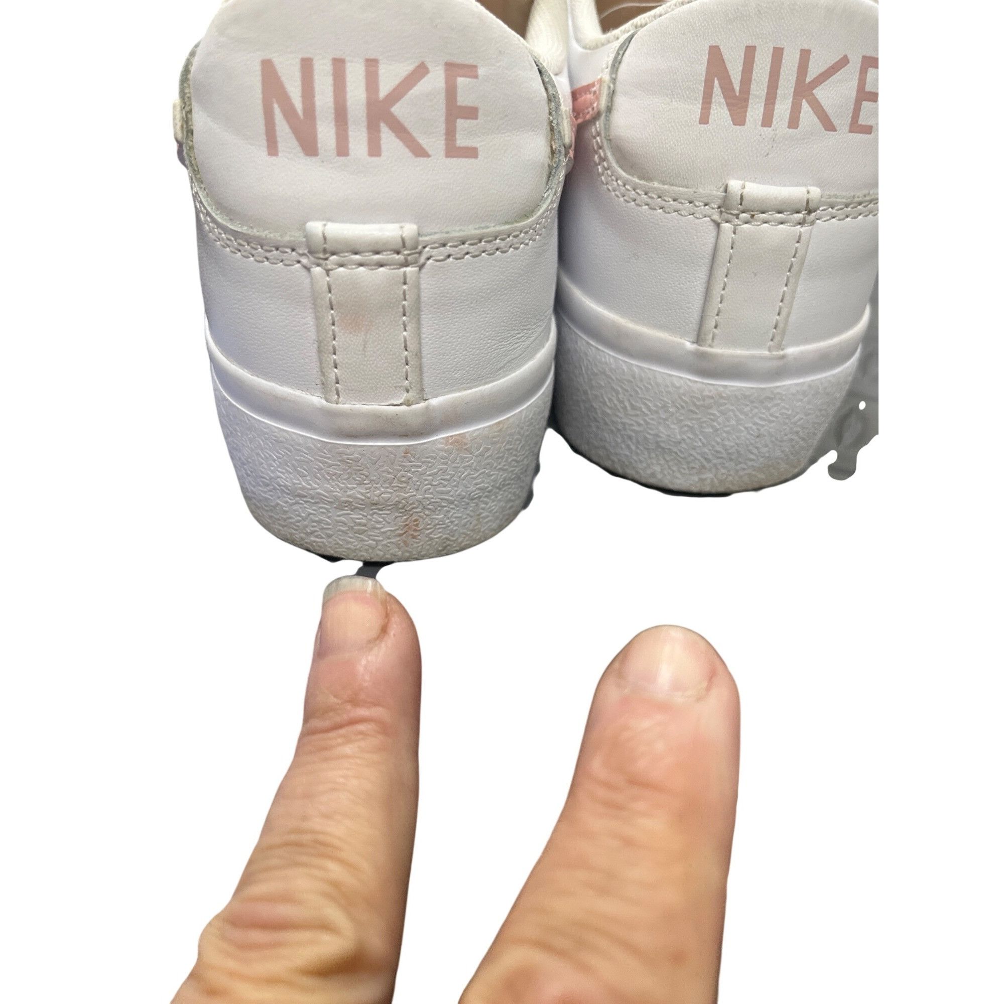Nike Nike Blazer low wms white pink platform sneakers shoes sz 8 Size US 8 / IT 38 - 14 Thumbnail