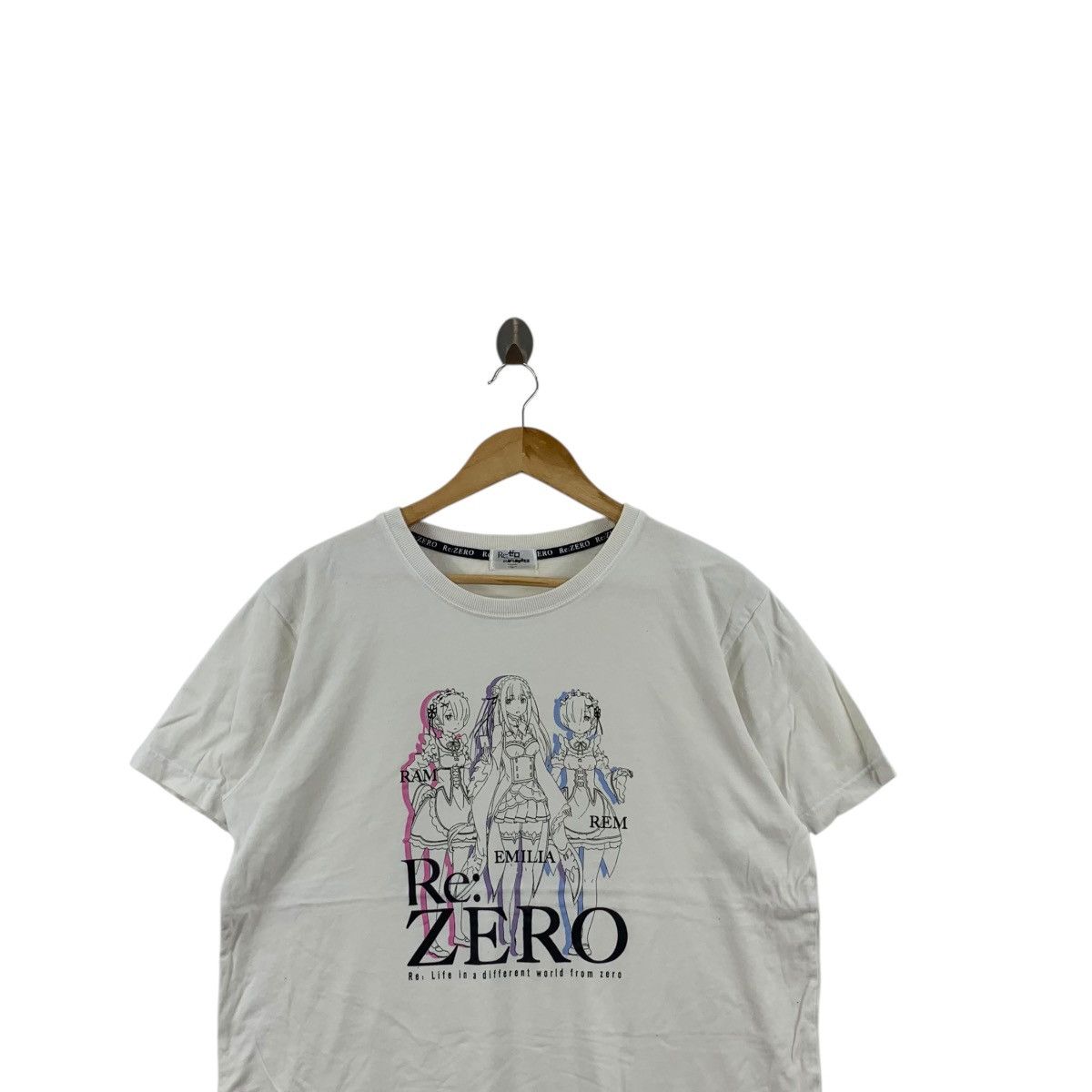 Anime ANIME RE:ZERO Starting Life In Another World Manga Tee Shirt Size US L / EU 52-54 / 3 - 2 Thumbnail