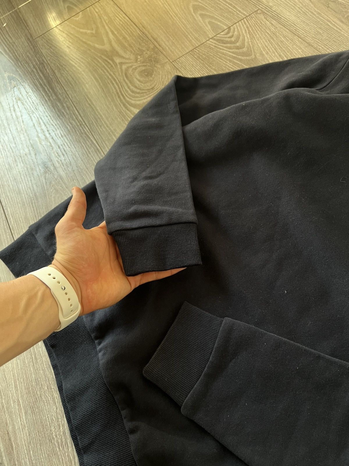 Cos ‼️COS Classic Old Money Crew Neck Sweatshirt‼️ Size US M / EU 48-50 / 2 - 15 Thumbnail
