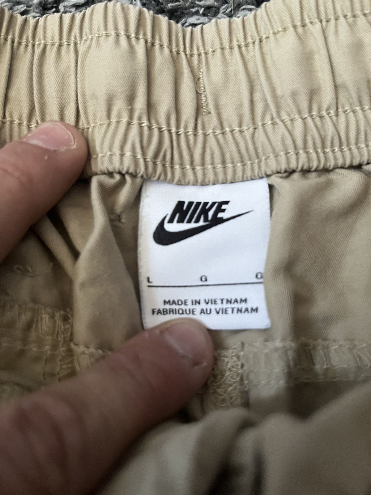 Nike Nike men’s cargo joggers Size US 32 / EU 48 - 3 Thumbnail