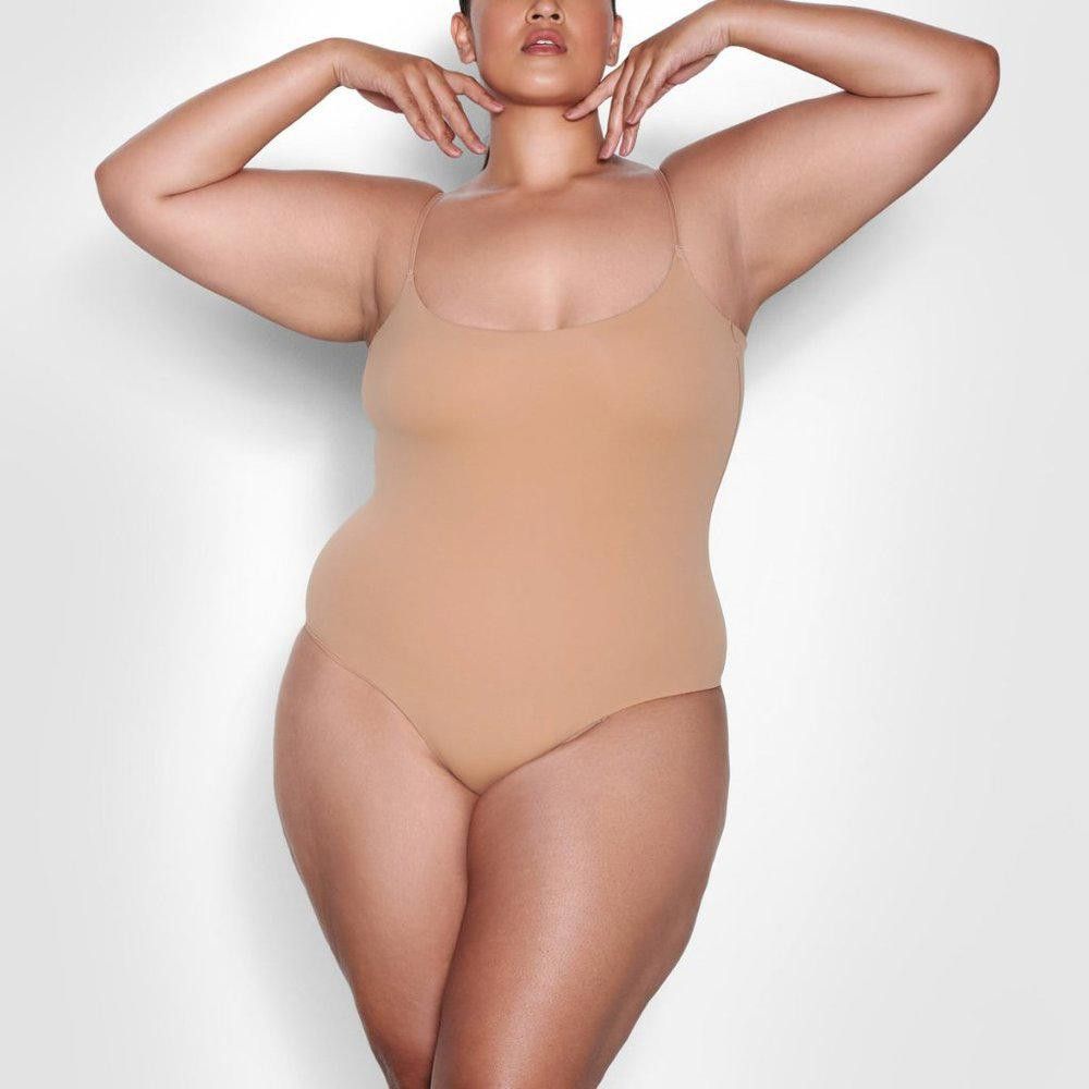 Designer CT584 Skims NWT Fits Everybody Cami Thong Bodysuit Ochre XXS Size XXS / US 00 / IT 34 - 3 Thumbnail
