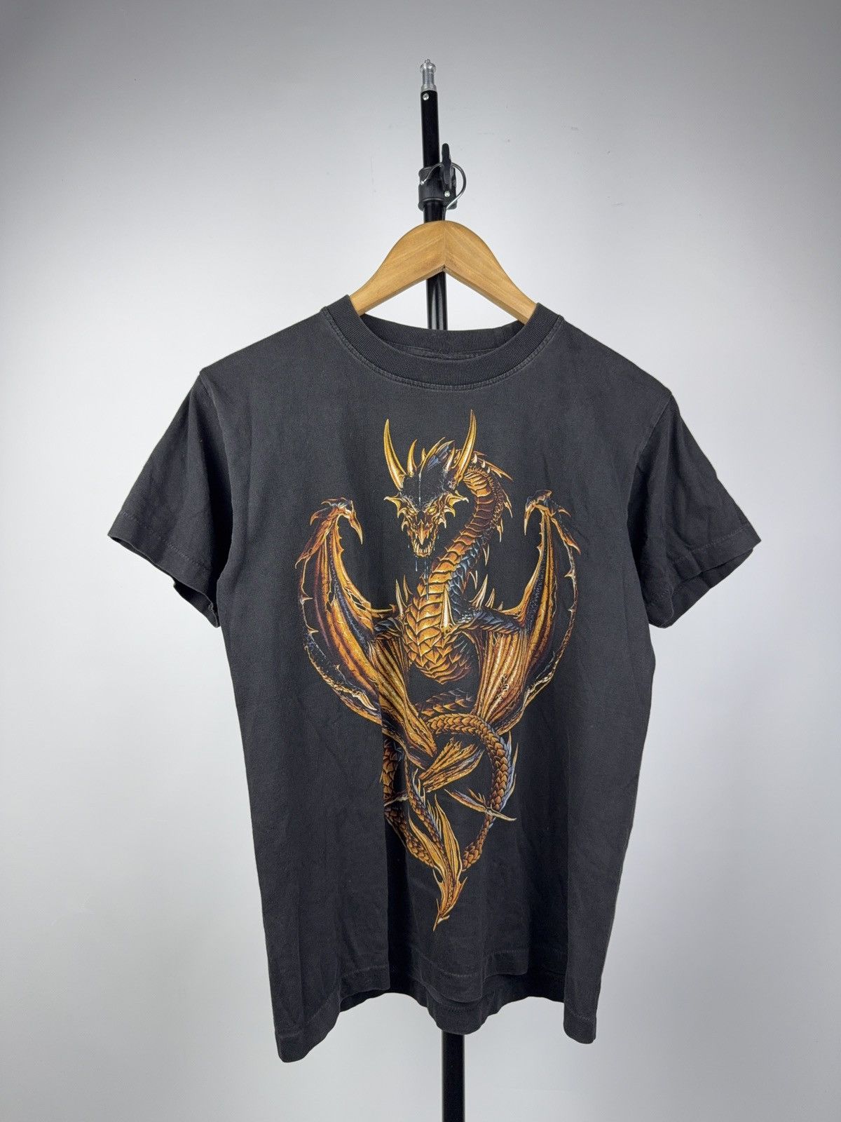 Japanese Brand Vintage 90s Dragon Graphic Fantasy Gothic Style Tee Shirt Size US S / EU 44-46 / 1 - 1 Thumbnail