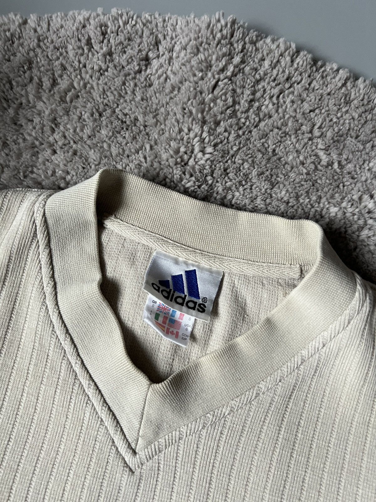 Adidas × Vintage Vintage 90s Adidas T Shirt Size US M / EU 48-50 / 2 - 4 Thumbnail