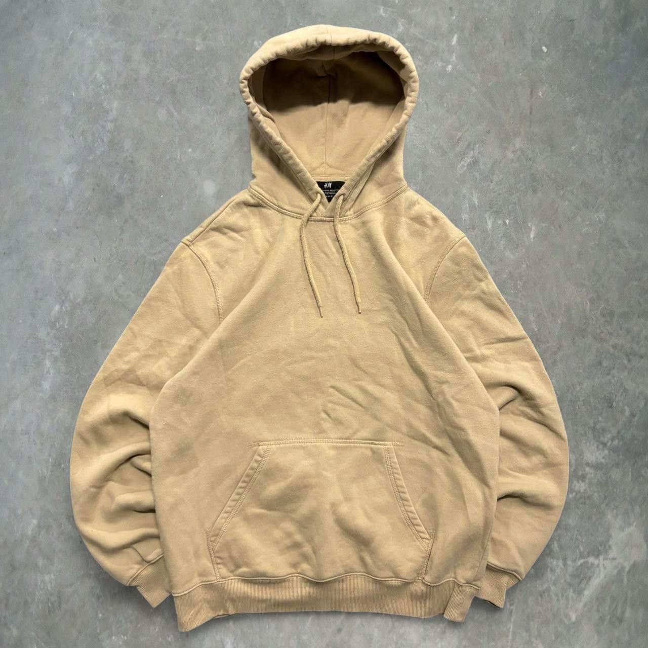 Vintage Crazy Vintage Y2K/2000s Blank Tan Beige Quality H&M Hoodie! Size US M / EU 48-50 / 2 - 1 Thumbnail