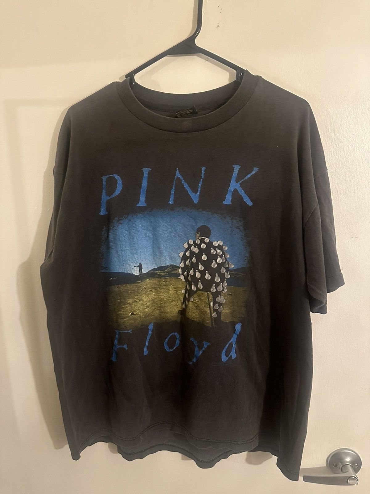 image of Vintage 1992 Pink Floyd “Delicate Sound Of Thunder” Shirt in Black, Men's (Size XL)