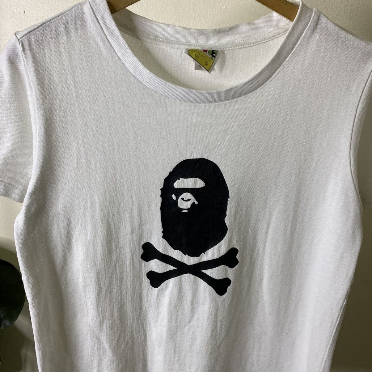 Bape A Bathing Ape Cross Skullbones Ladies T Shirt Size US S / EU 44-46 / 1 - 2 Thumbnail