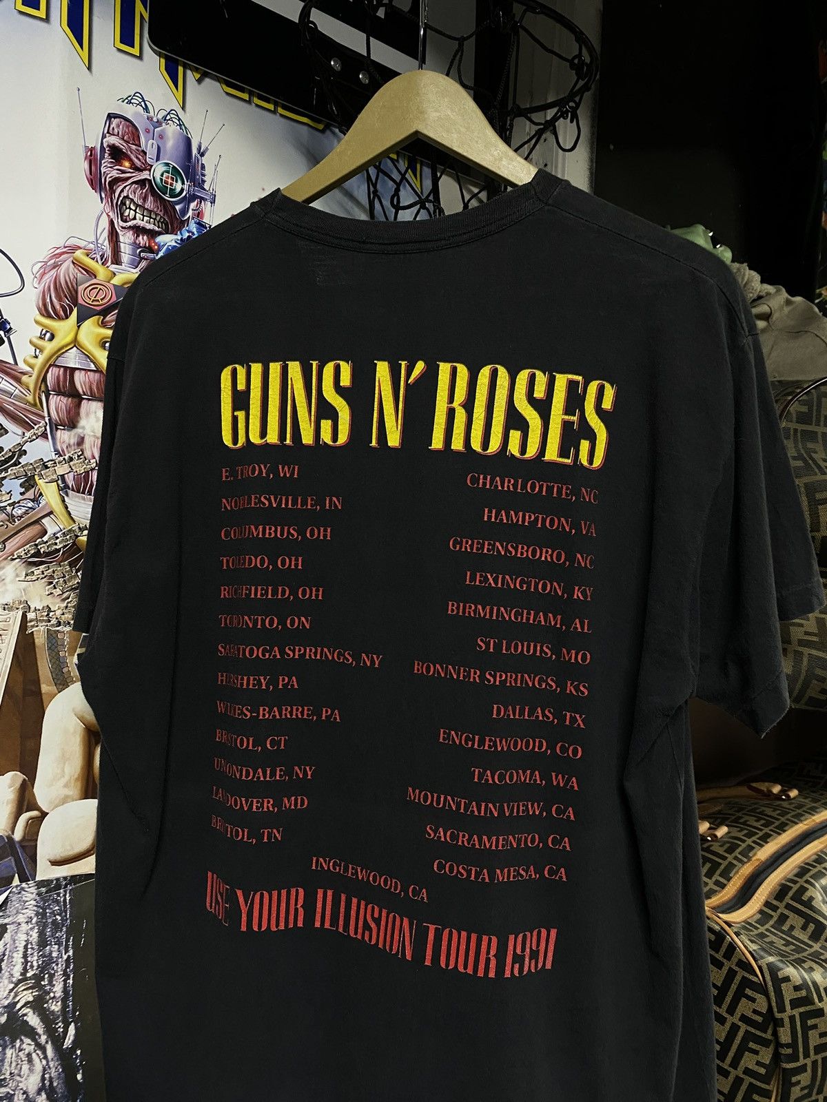 Band Tees Vintage 1991 Guns N’ Roses Band Tour T-Shirt Large Size US L / EU 52-54 / 3 - 4 Thumbnail