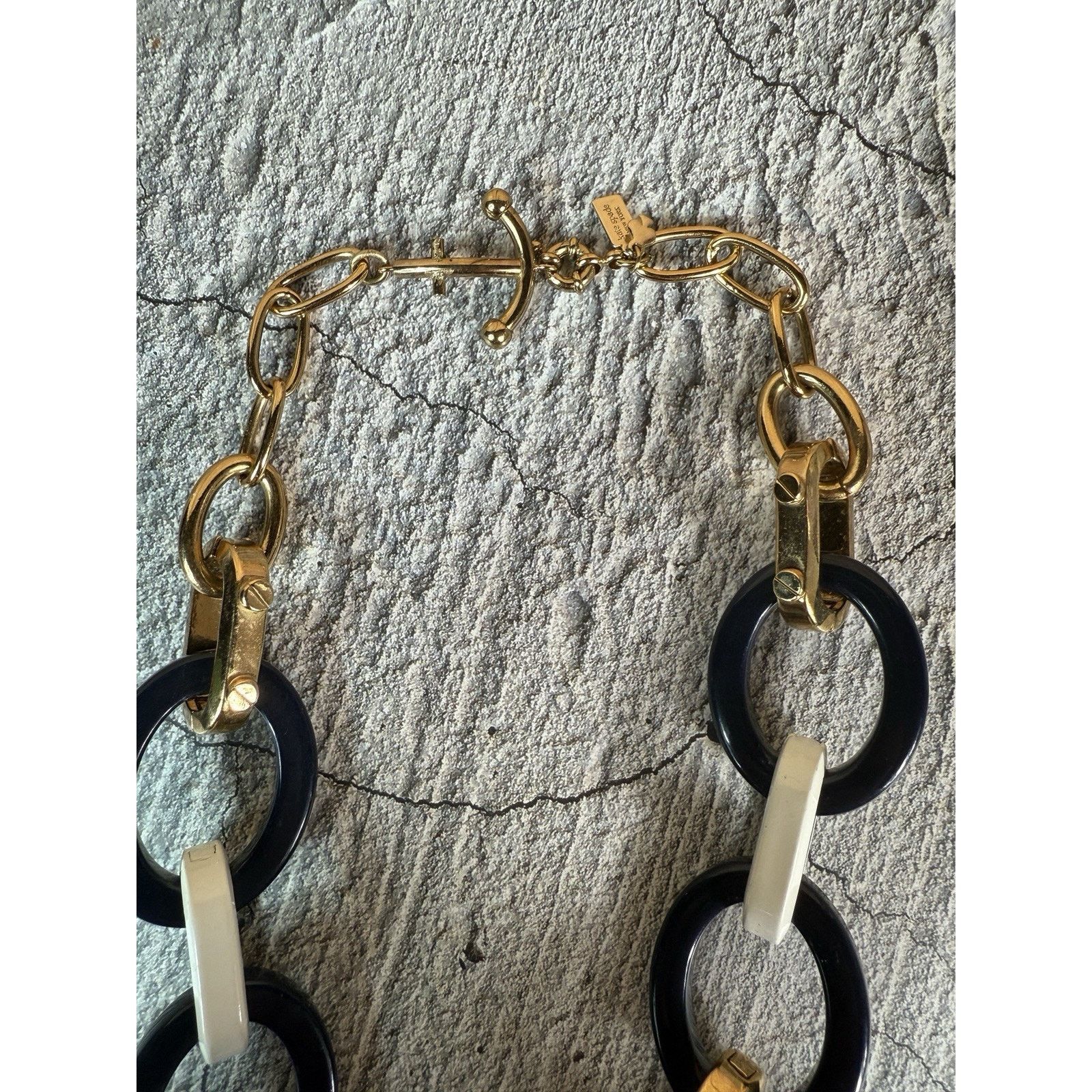 Kate Spade Kate Spade New York $299 Gold and Navy Blue Oval Necklace Size ONE SIZE - 8 Thumbnail