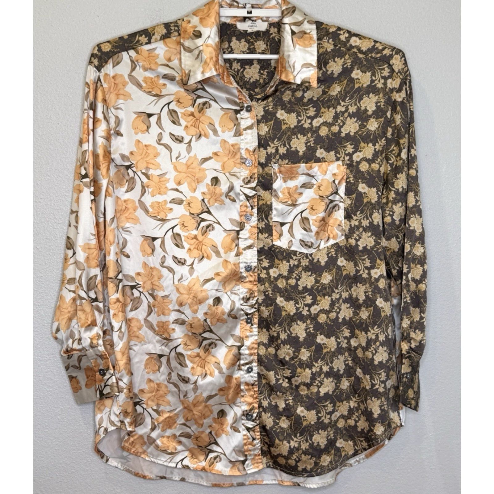 Vintage VINTAGE Entro Button Up Oversized Satin Top Women’s Small Brown Floral Print Long Sleeve Collared Size S / US 4 / IT 40 - 2 Thumbnail