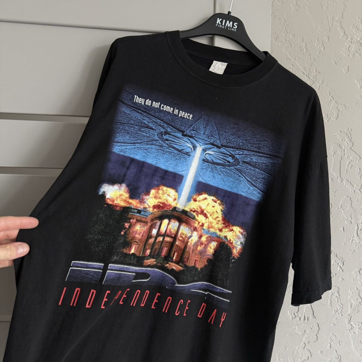 Vintage Vintage 1996 Independence Day T-shirt Size US XL / EU 56 / 4 - 5 Thumbnail