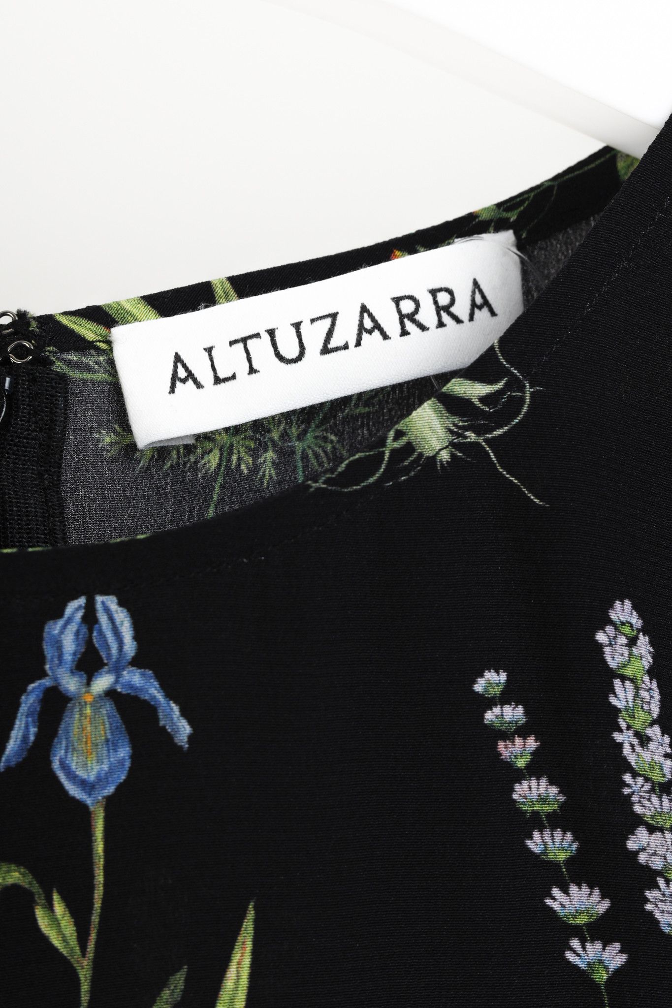 Altuzarra Altuzarra Christina Black Floral Top Size S / US 4 / IT 40 - 4 Thumbnail
