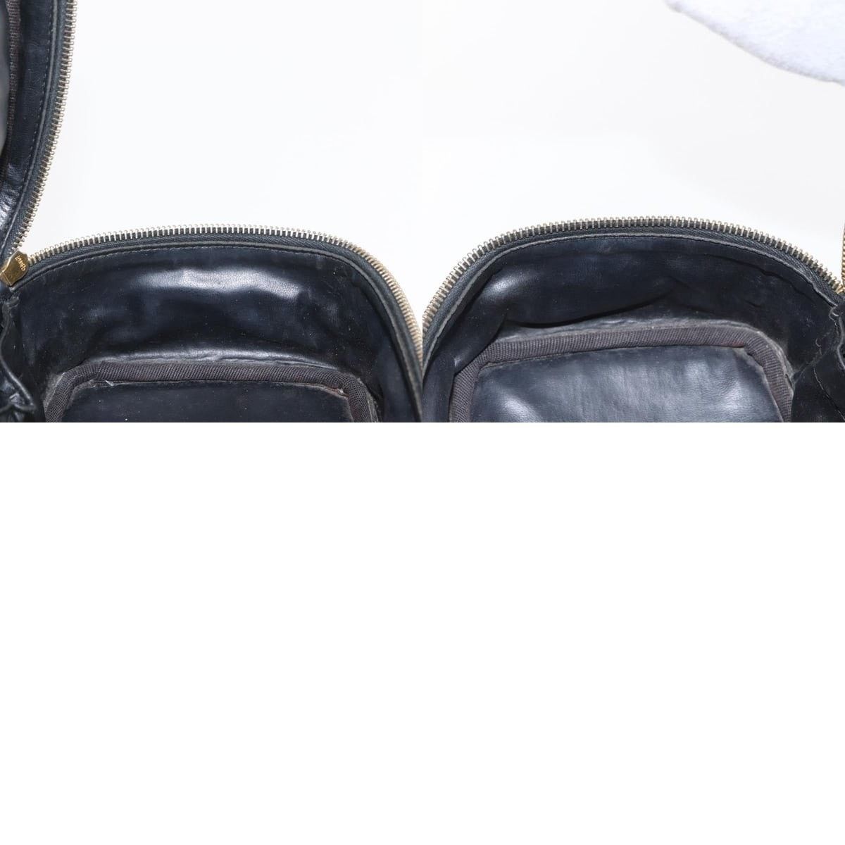 Chanel Chanel Bicolore Vanity Handbag Size ONE SIZE - 7 Thumbnail