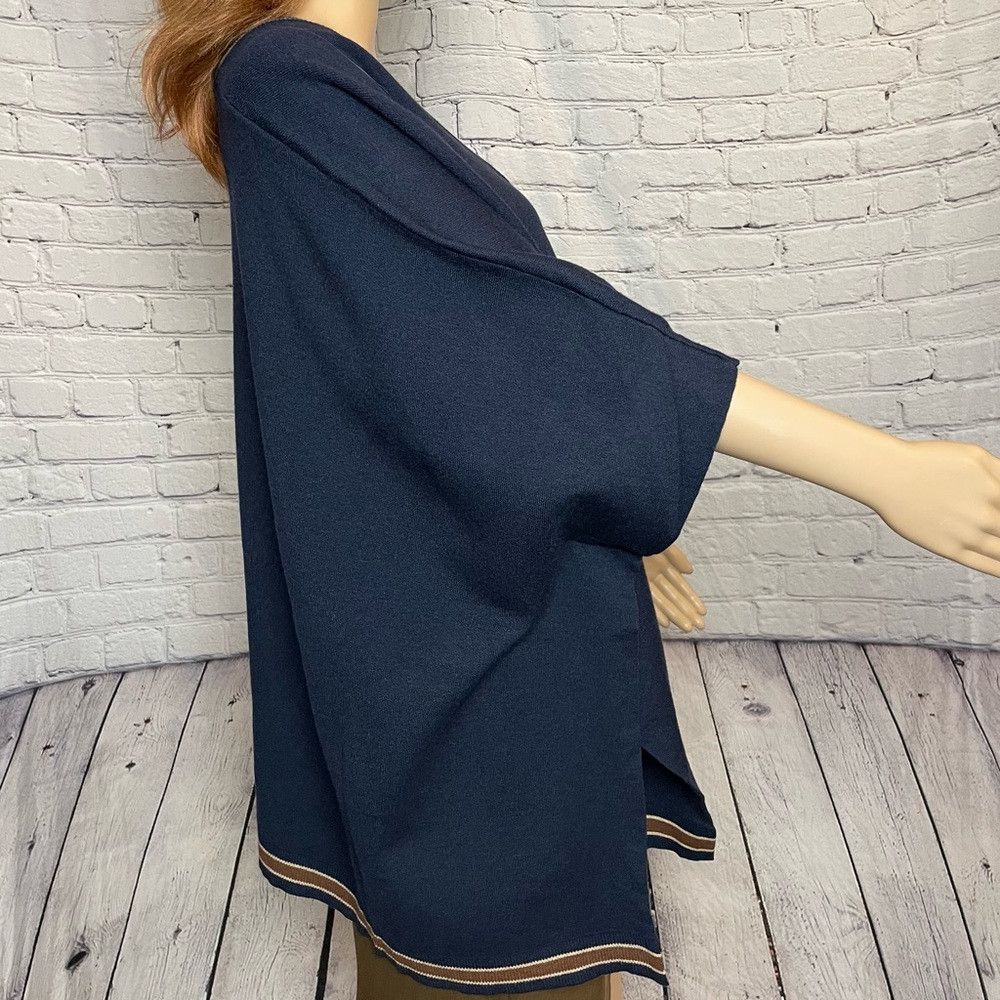 House of Harlow NWT New House of Harlow 1960 Poncho V-Neck Navy Sweater One Size ONE SIZE - 3 Thumbnail