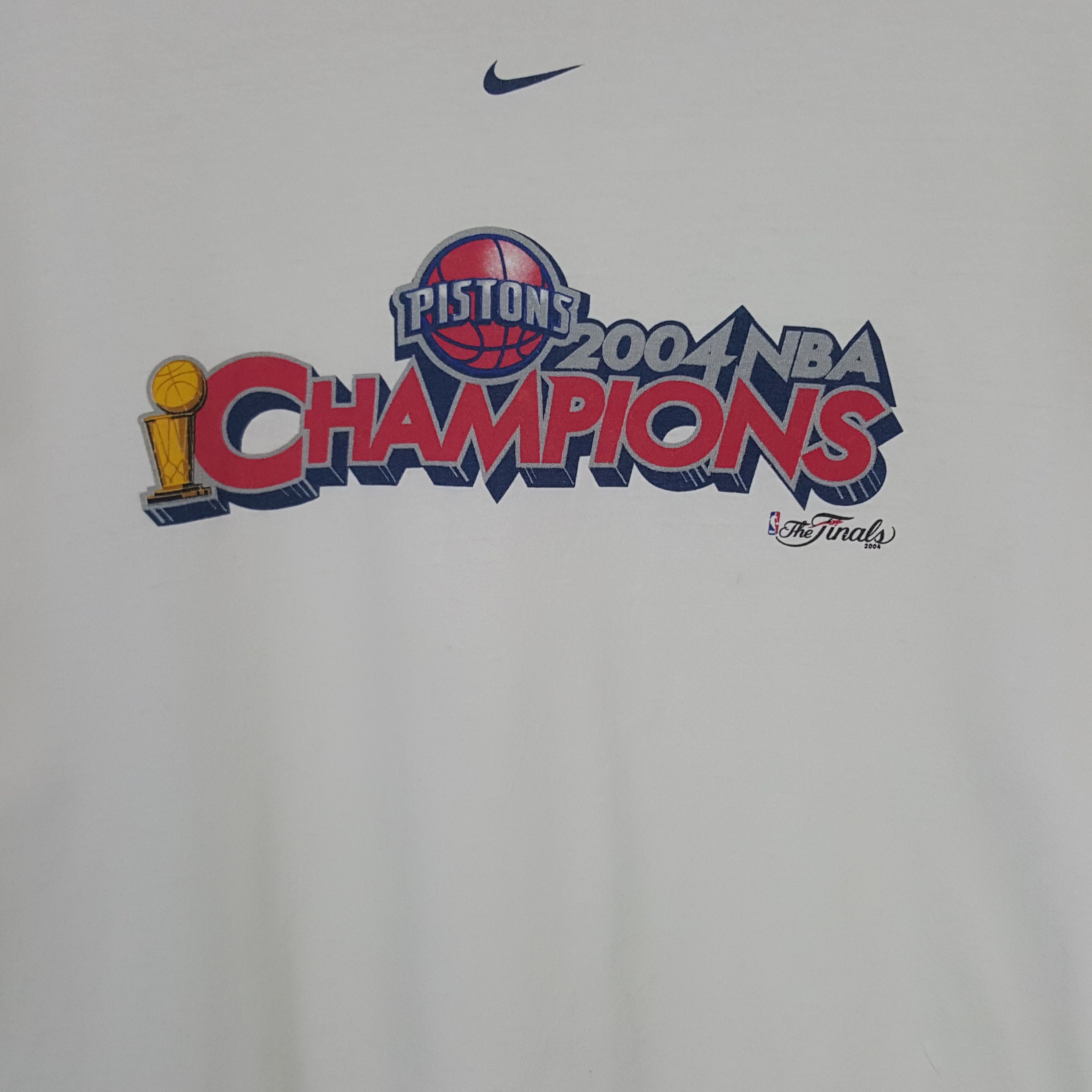 NBA × Nike × Vintage Vintage Nike Piston 2004 NBA Champion Basketball Team Tshirt Size US XXL / EU 58 / 5 - 2 Thumbnail