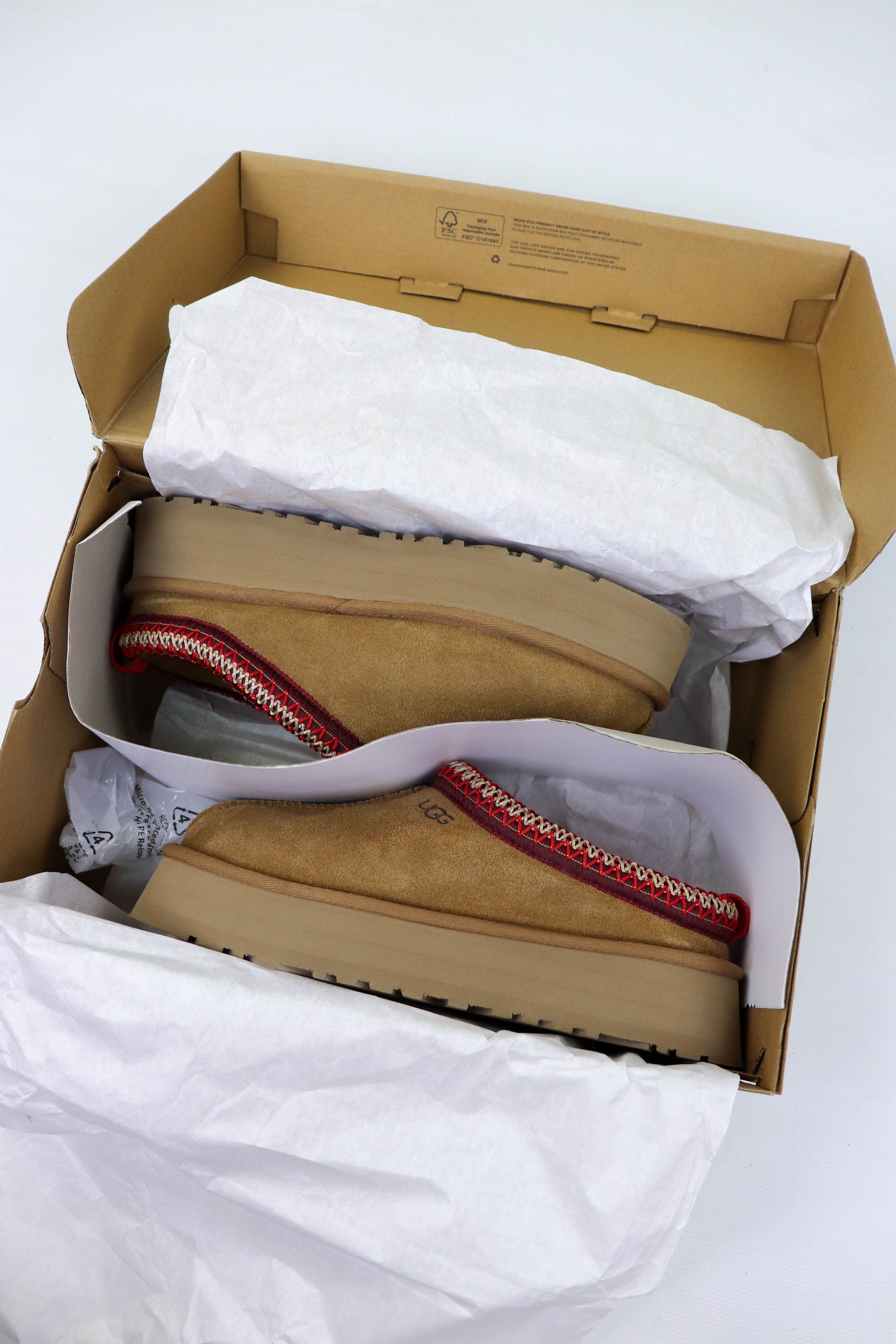 Ugg UGG W Tazz Tan Beige S/N 1122553 Shoes Size US 8 / IT 38 - 20 Thumbnail