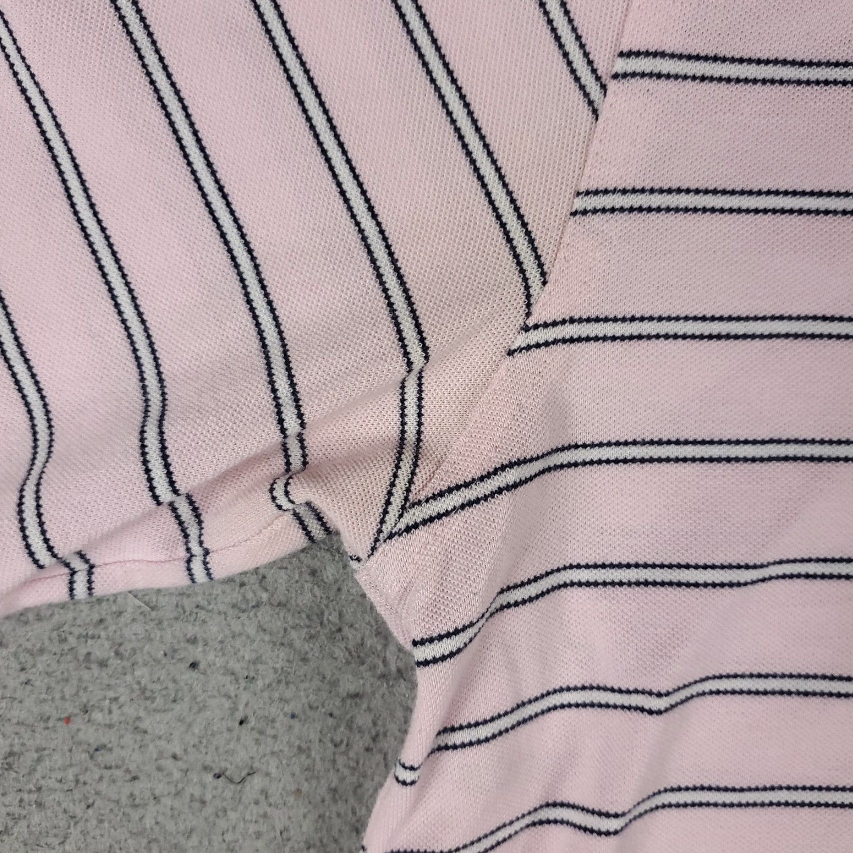 Vintage VINTAGE Greg Norman Polo Shirt Mens Size Medium Pink Striped Short Sleeve Casual Polo Shirt Modern/Preppy Mens Medium Pink Red White Stripes Size US M / EU 48-50 / 2 - 5 Thumbnail
