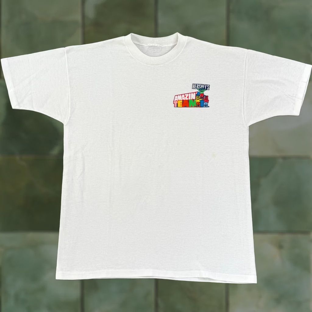 Vintage VINTAGE Hershey's Shirt Adult Large White Short Sleeve 90s Travel Logo Casual Size US L / EU 52-54 / 3 - 1 Thumbnail