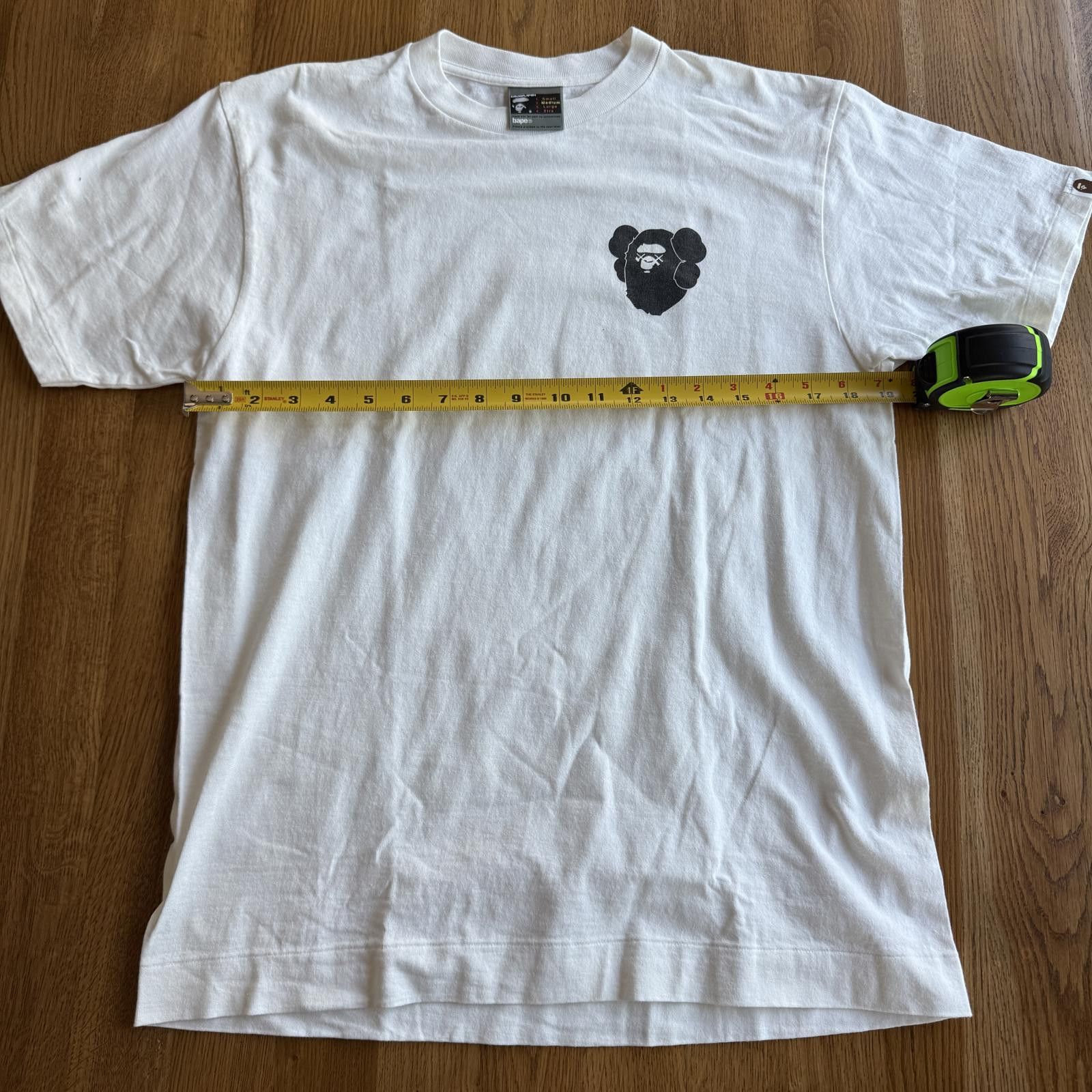 Designer A Bathing Ape x Kaws Vintage Shirt Rare Size Medium Nigo Era Size US M / EU 48-50 / 2 - 2 Thumbnail