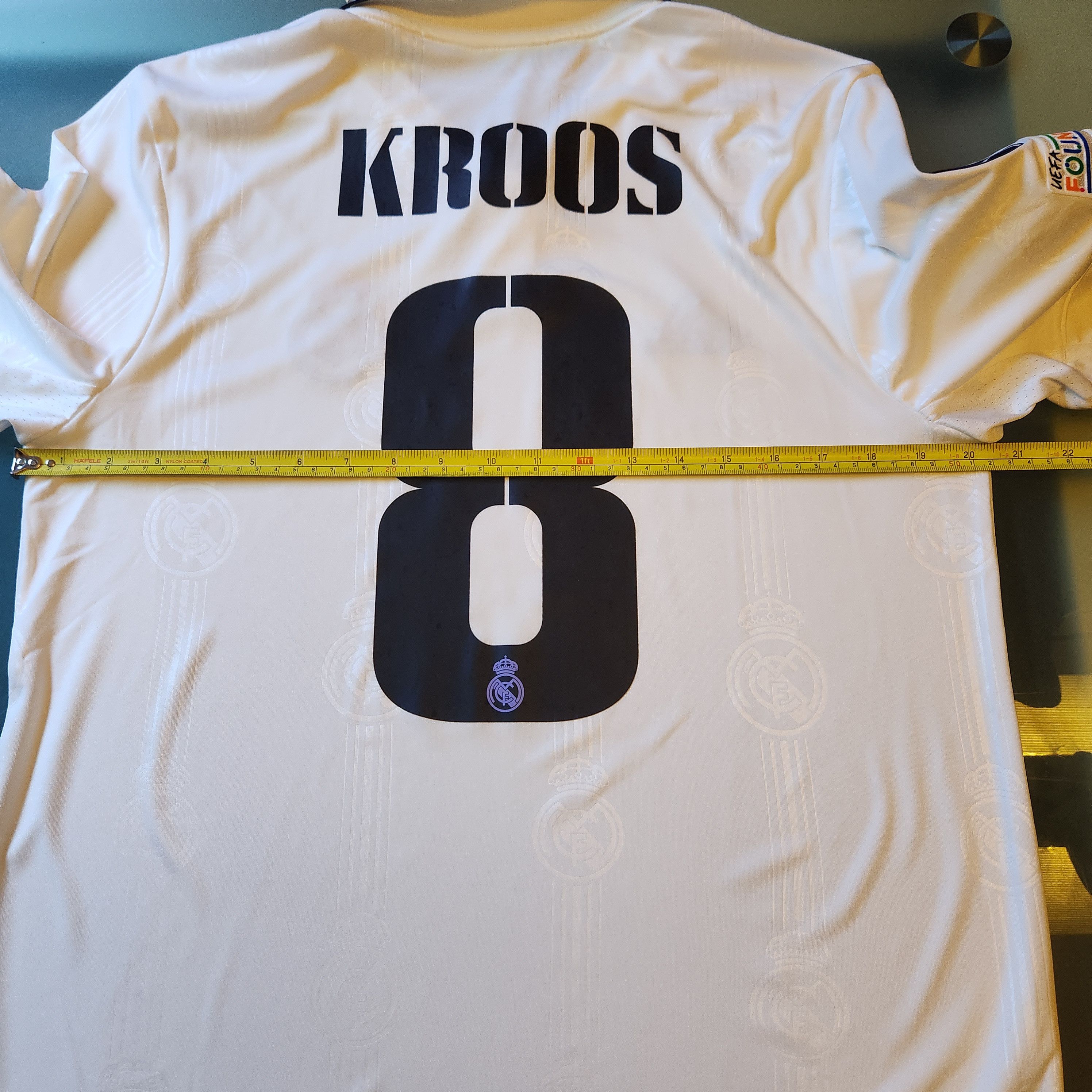 Adidas Authentic Real Madrid KROOS 2022-2023 Super Cup Home Jersey Size US M / EU 48-50 / 2 - 18 Thumbnail