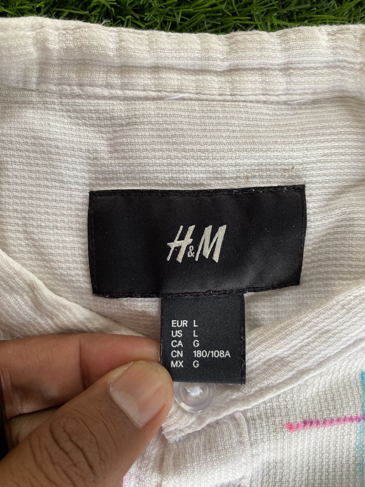 Japanese Brand H&M Button Up Shaw Collar Painted Design Size US L / EU 52-54 / 3 - 8 Thumbnail