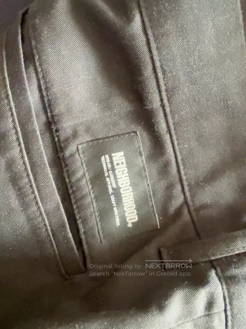Neighborhood Neighborhood size L Pants Size US 26 / EU 42 - 2 Thumbnail
